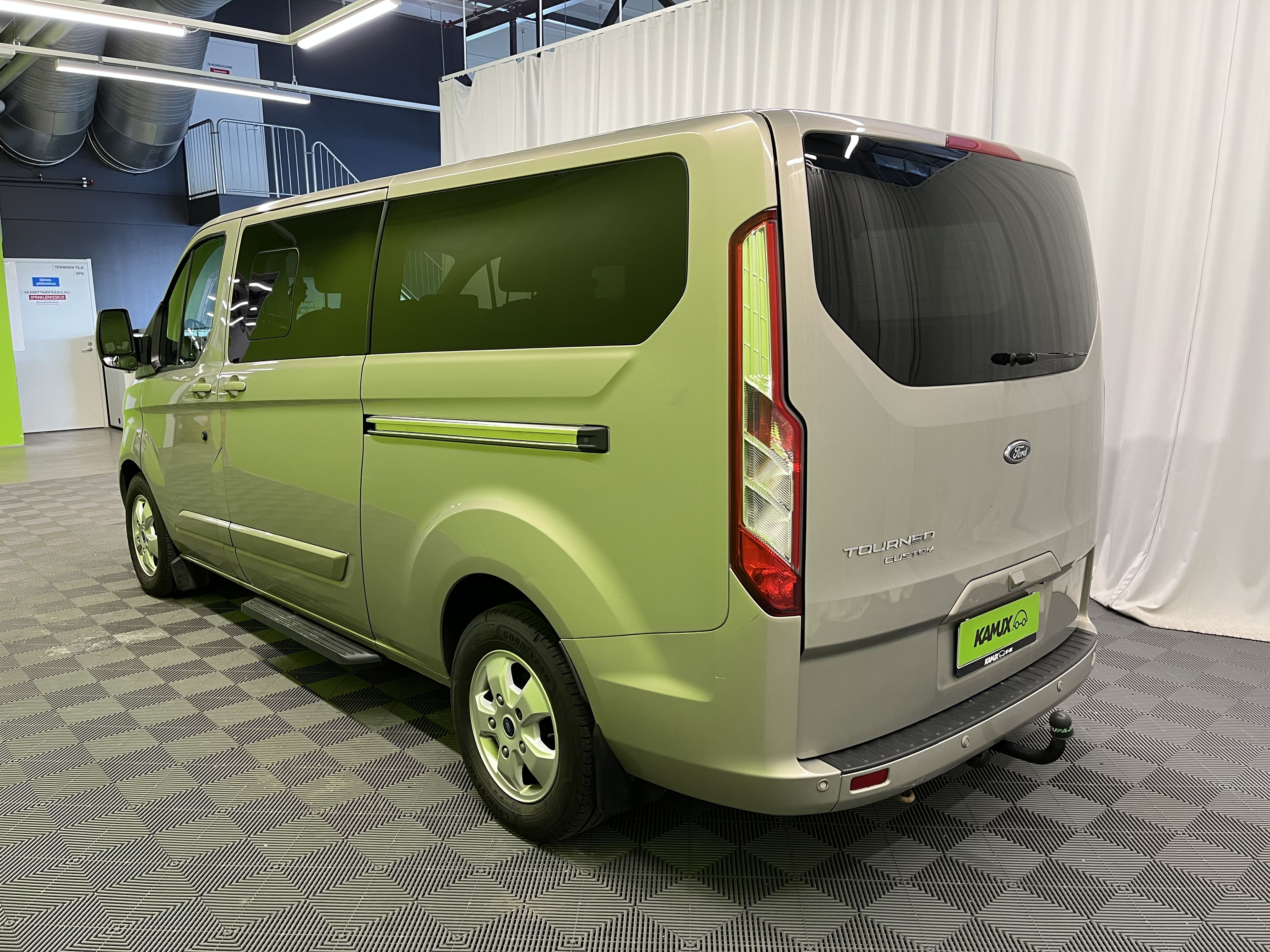Ford Tourneo Custom 2019
