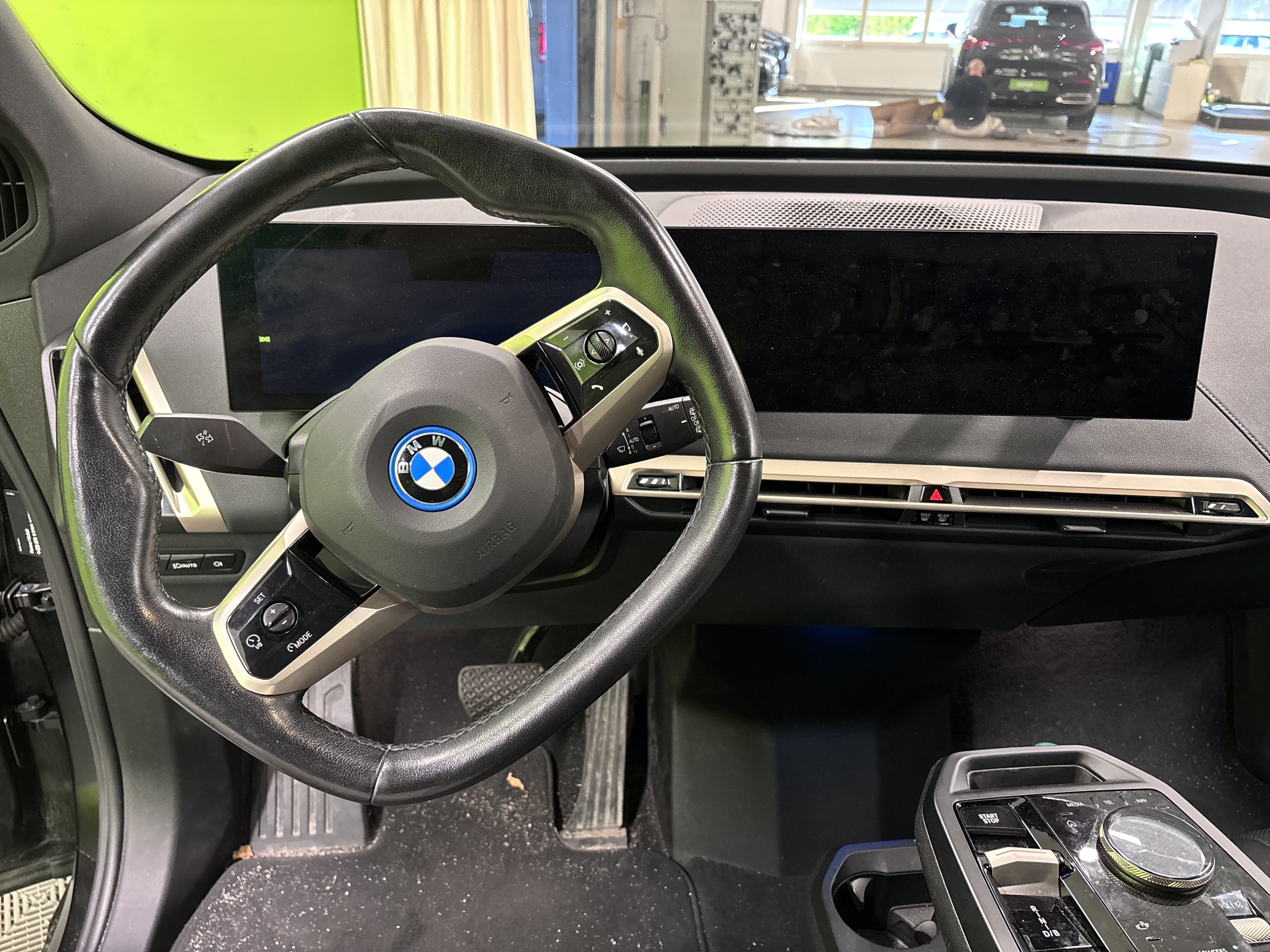 BMW iX 2022