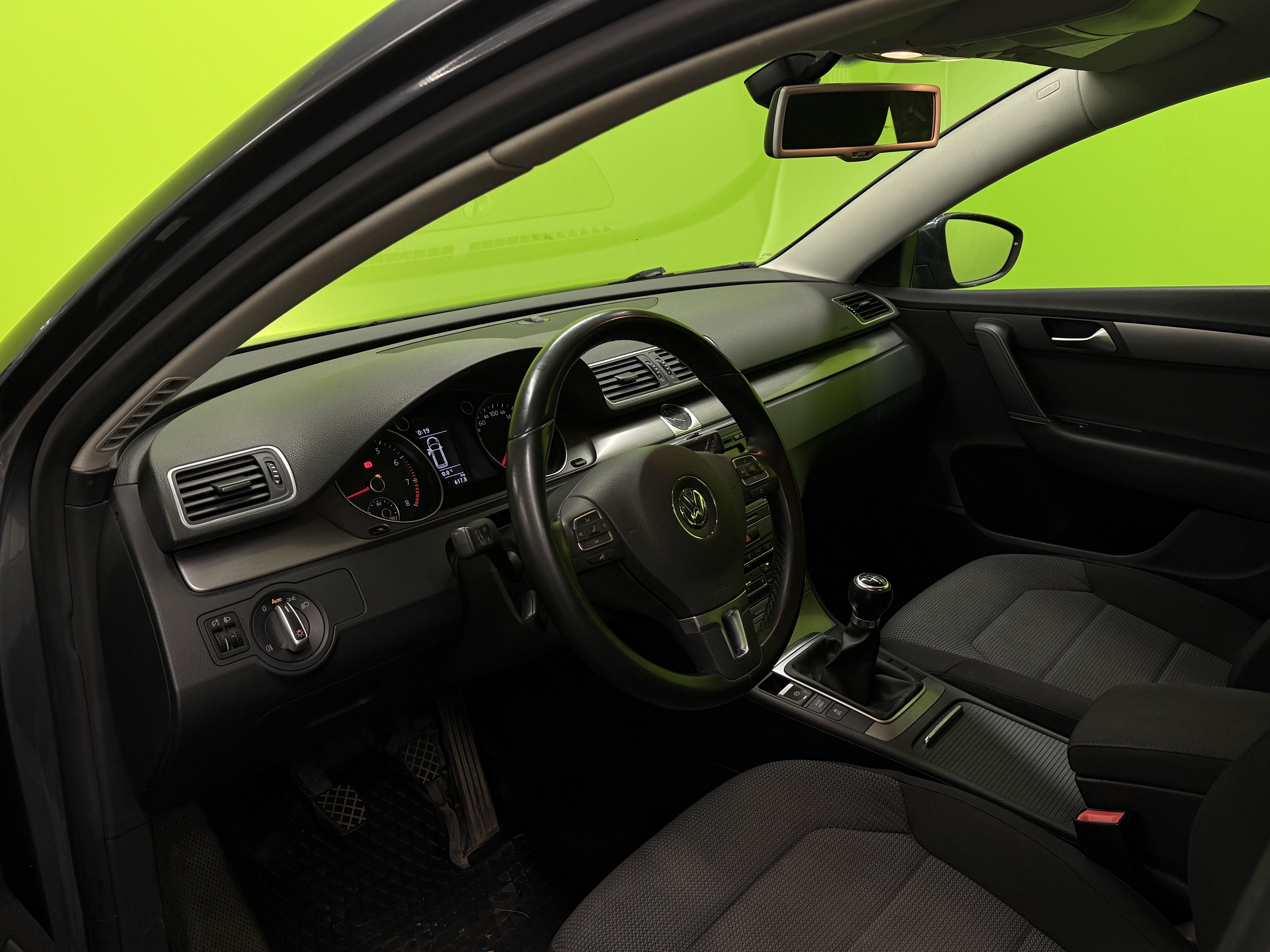 Volkswagen Passat 2011