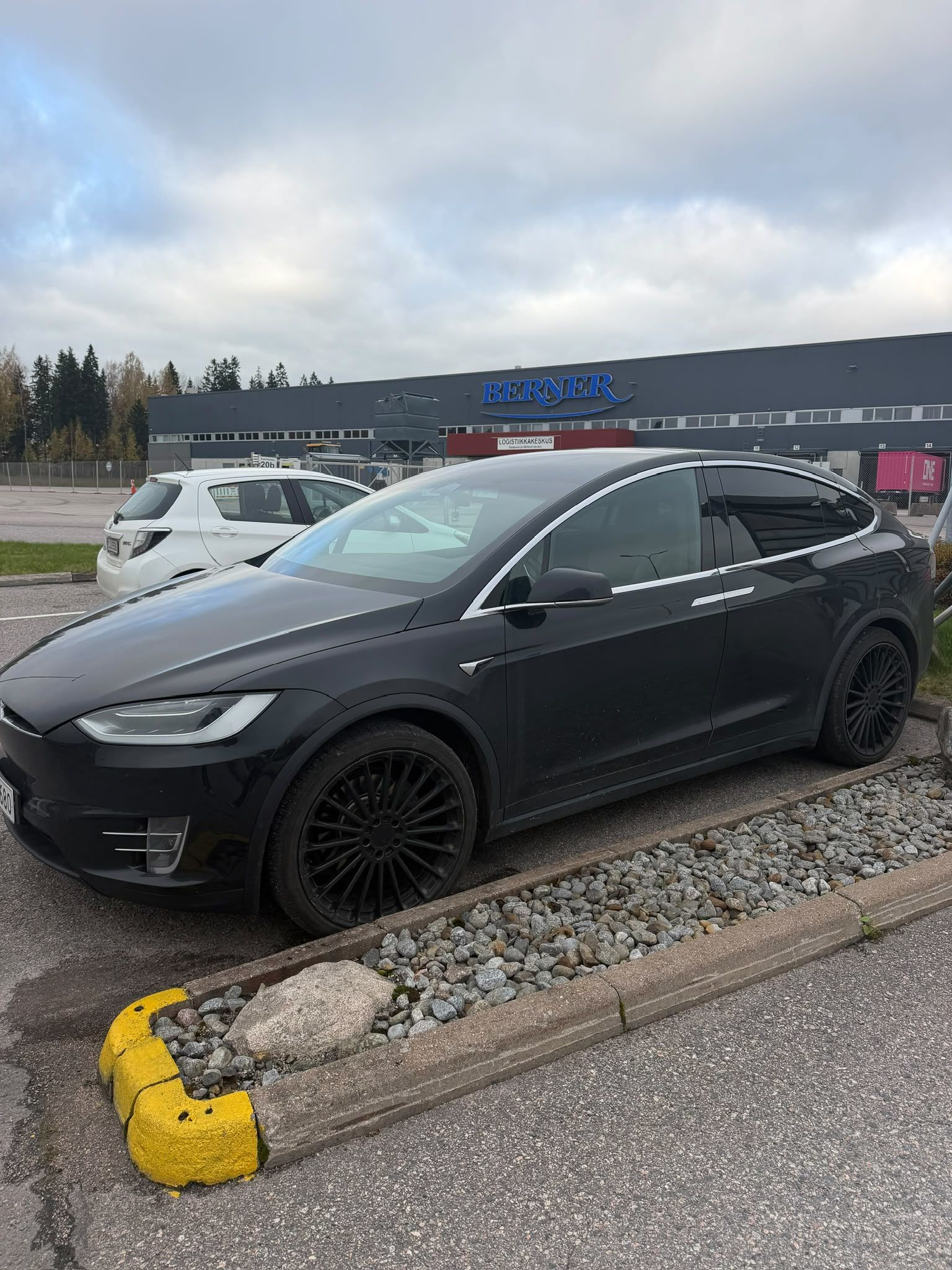 Tesla Model X 2018