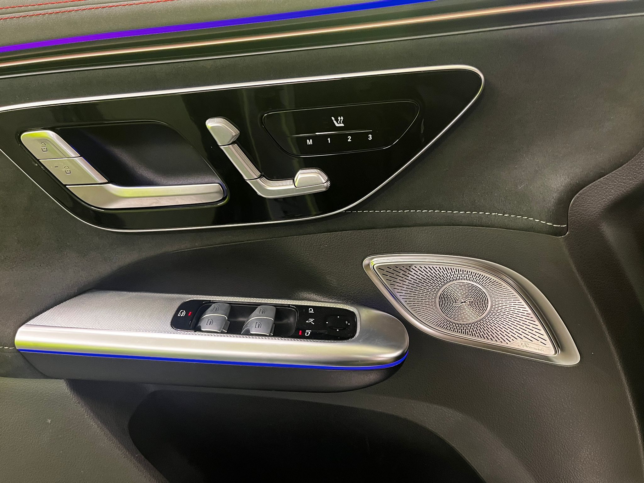 Mercedes-Benz EQE SUV 2024