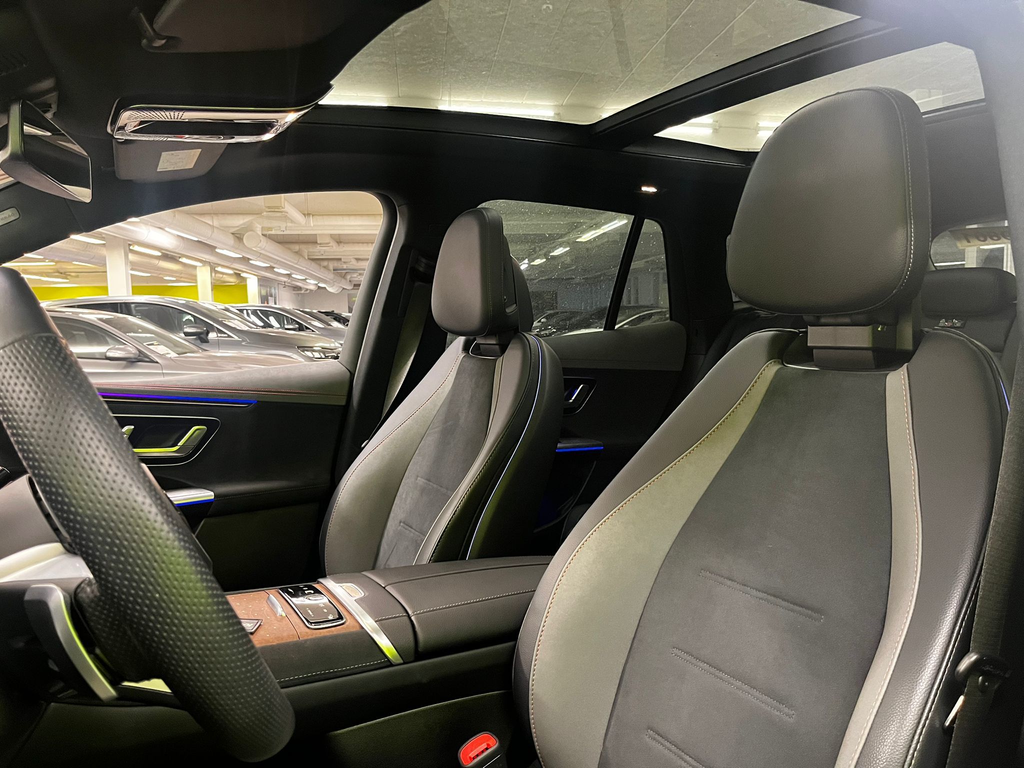 Mercedes-Benz EQE SUV 2024