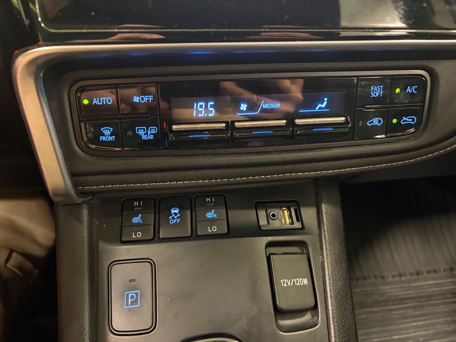 Toyota Auris 2016
