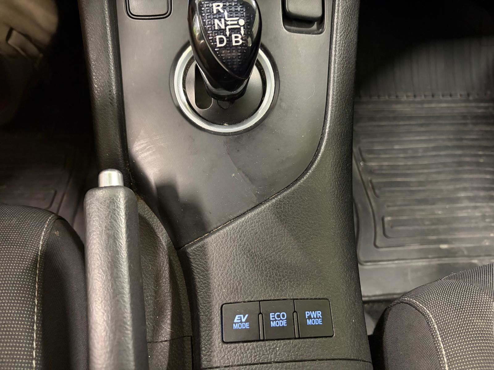 Toyota Auris 2016