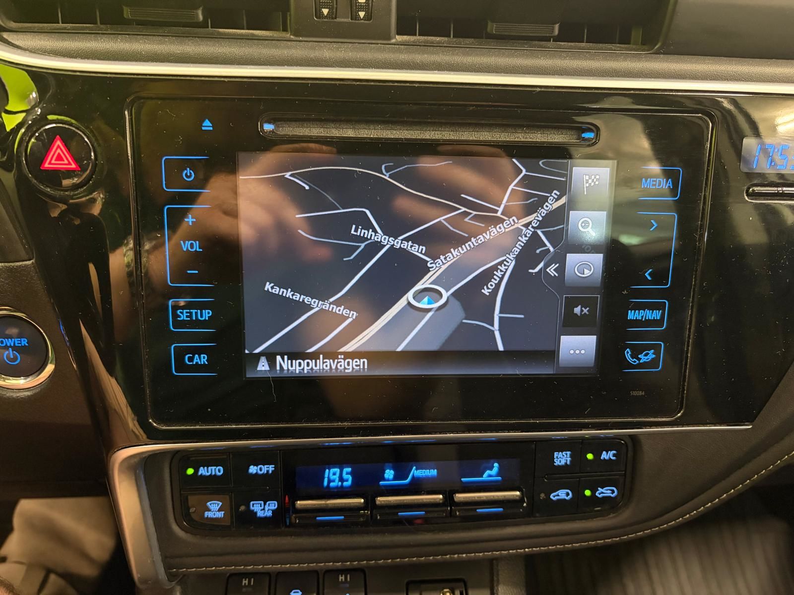 Toyota Auris 2016