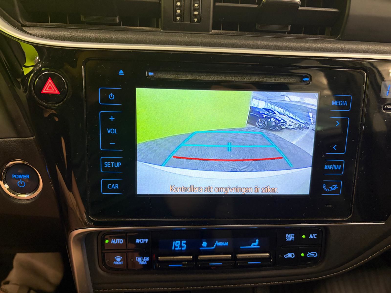 Toyota Auris 2016