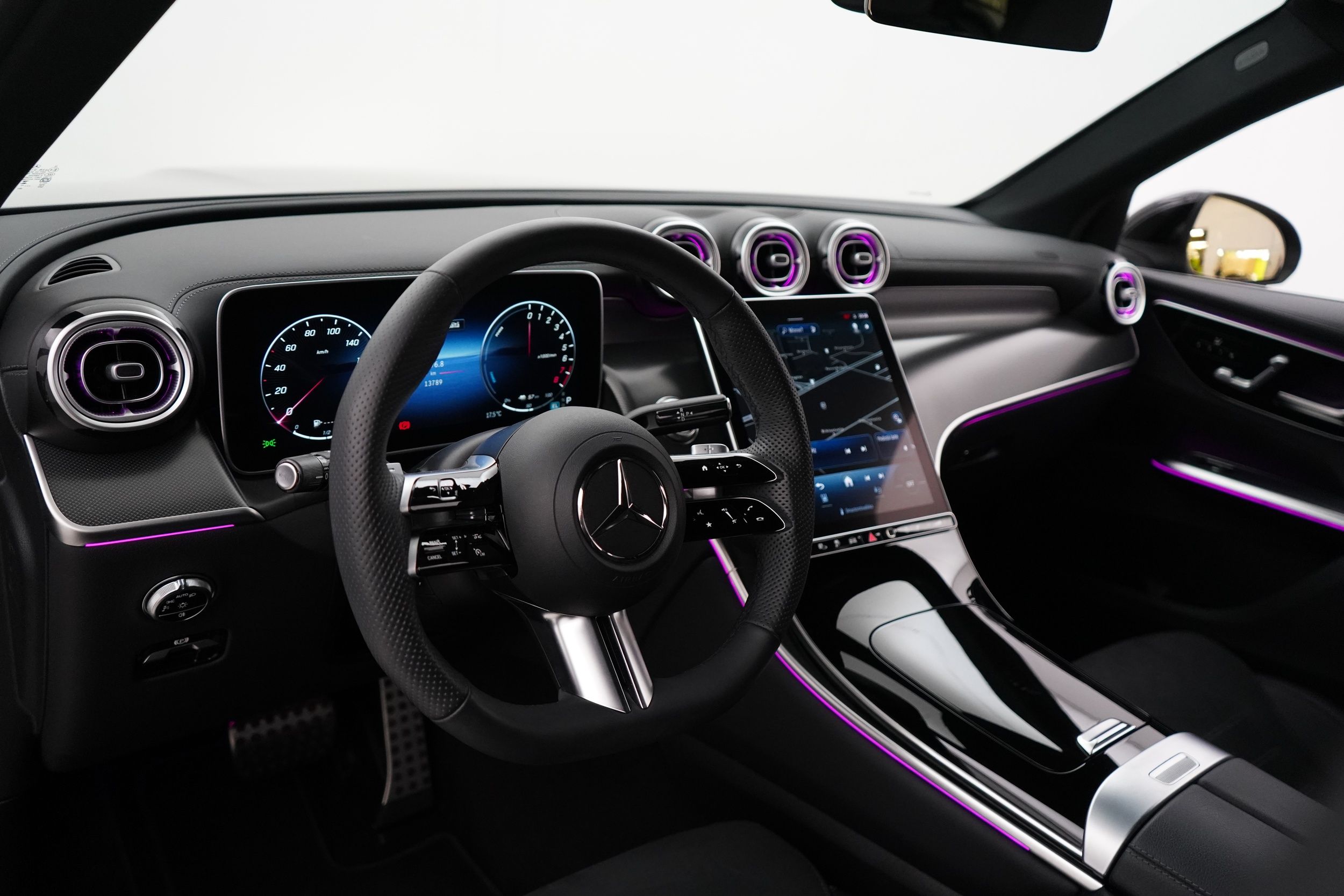 Mercedes-Benz GLC 2023