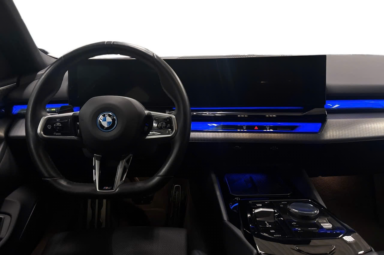 BMW i5 2024