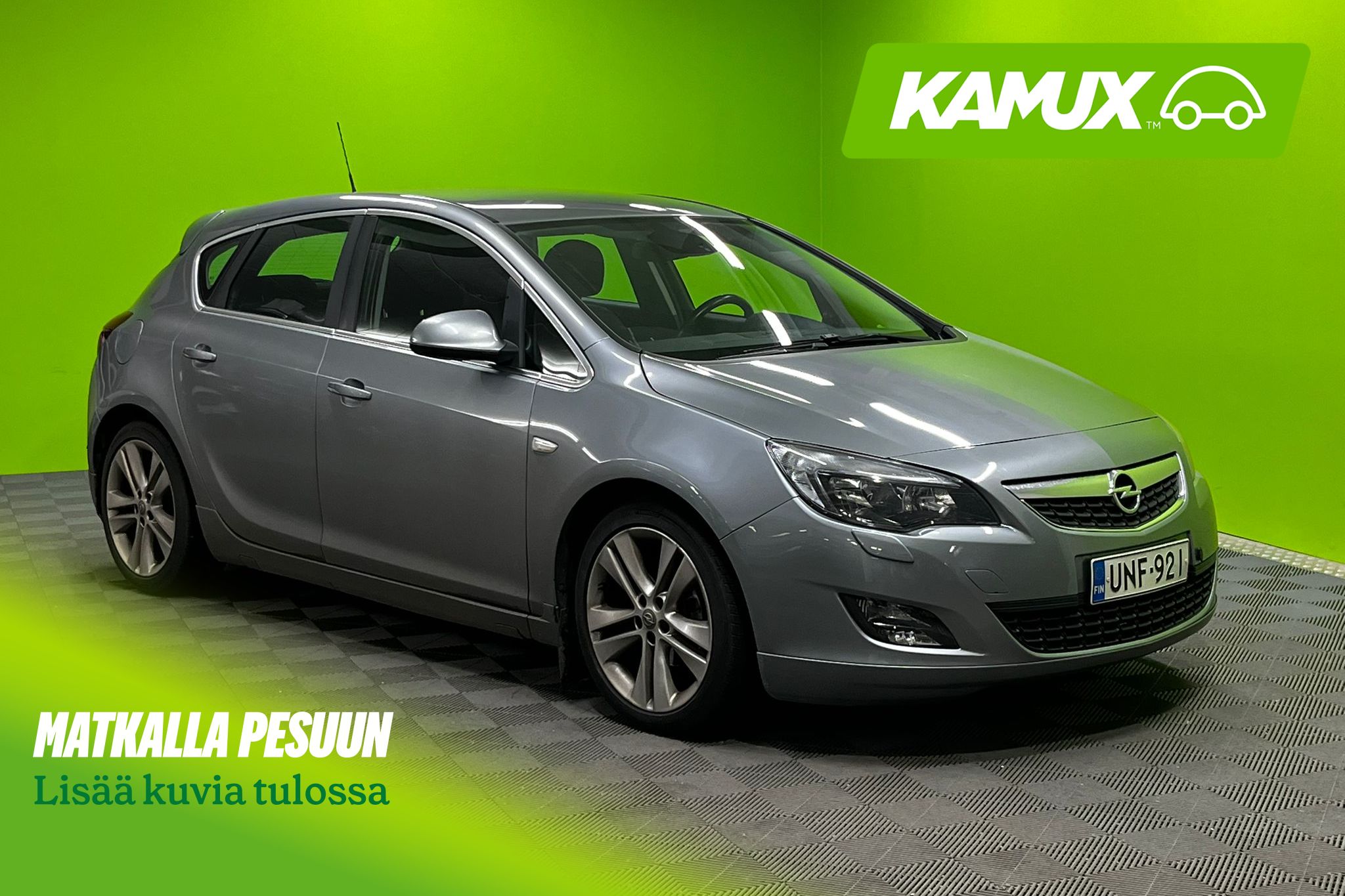 Opel Astra 2011