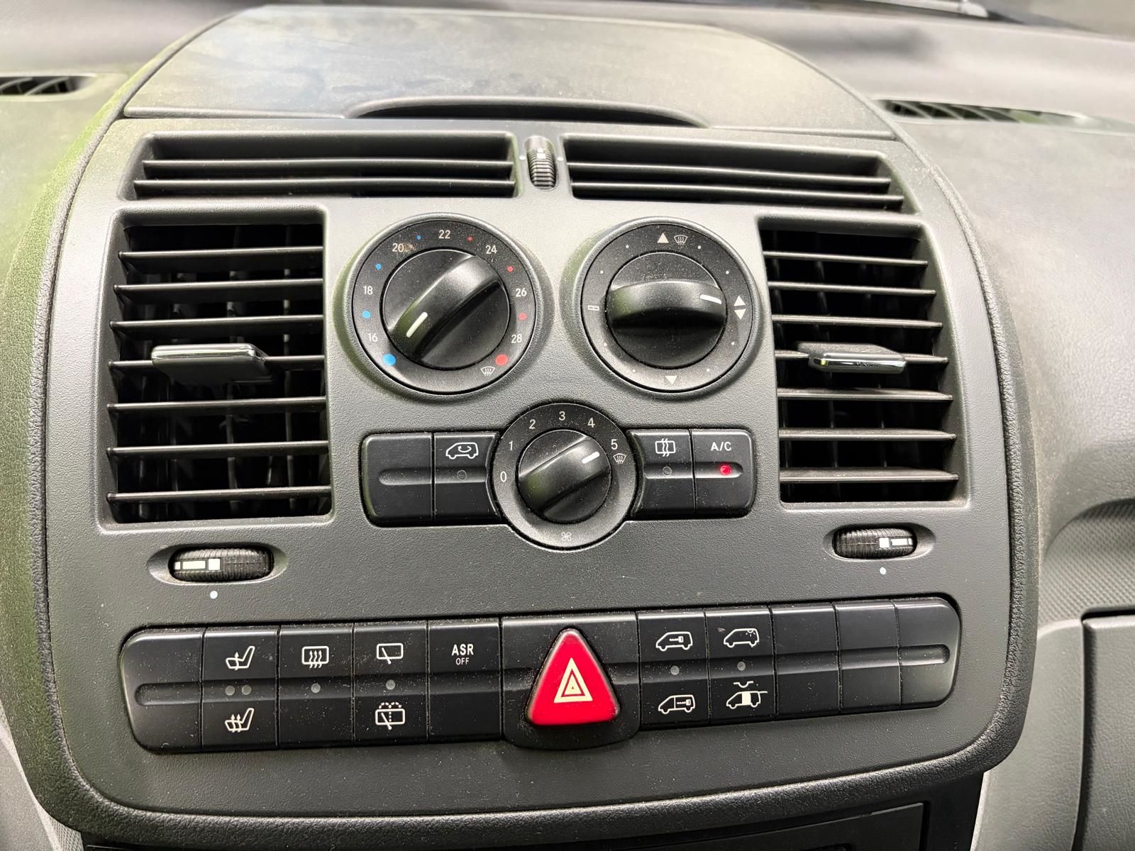 Mercedes-Benz Vito 2009