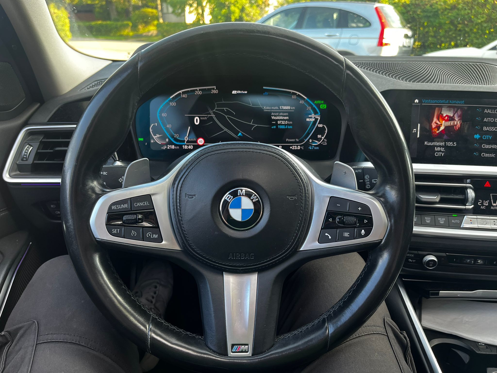 BMW 330 2020