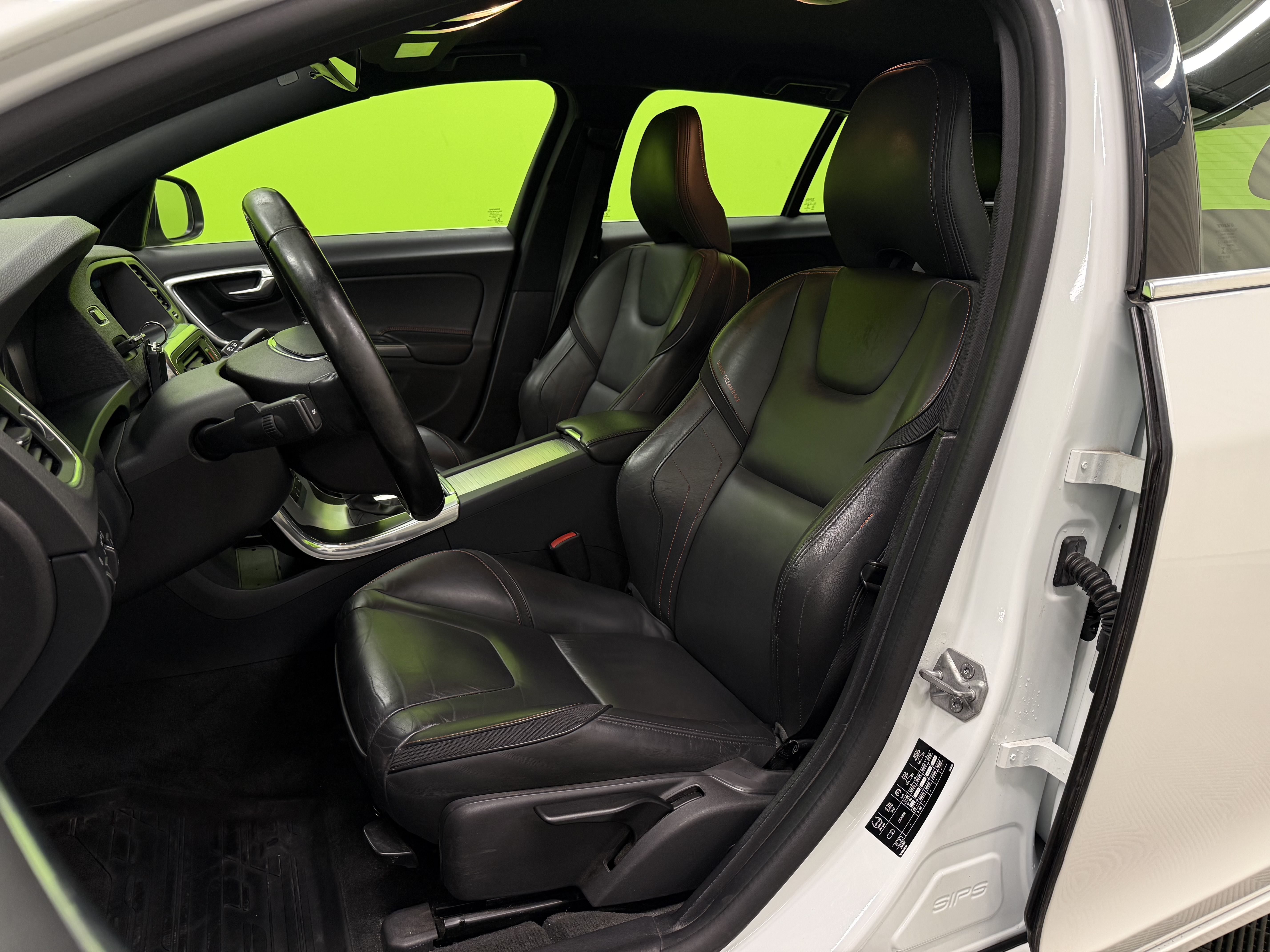Volvo V60 2015