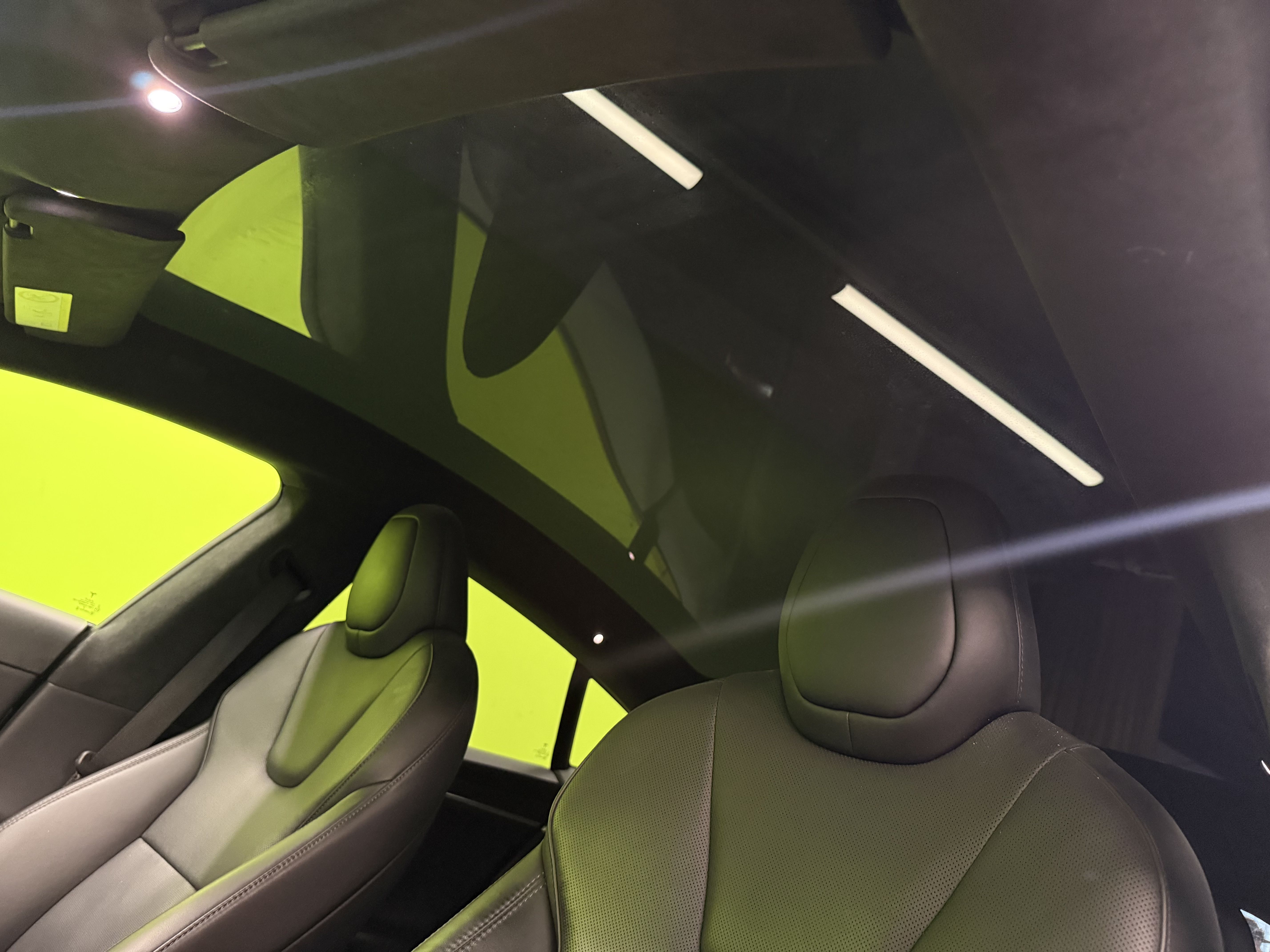 Tesla Model S 2023