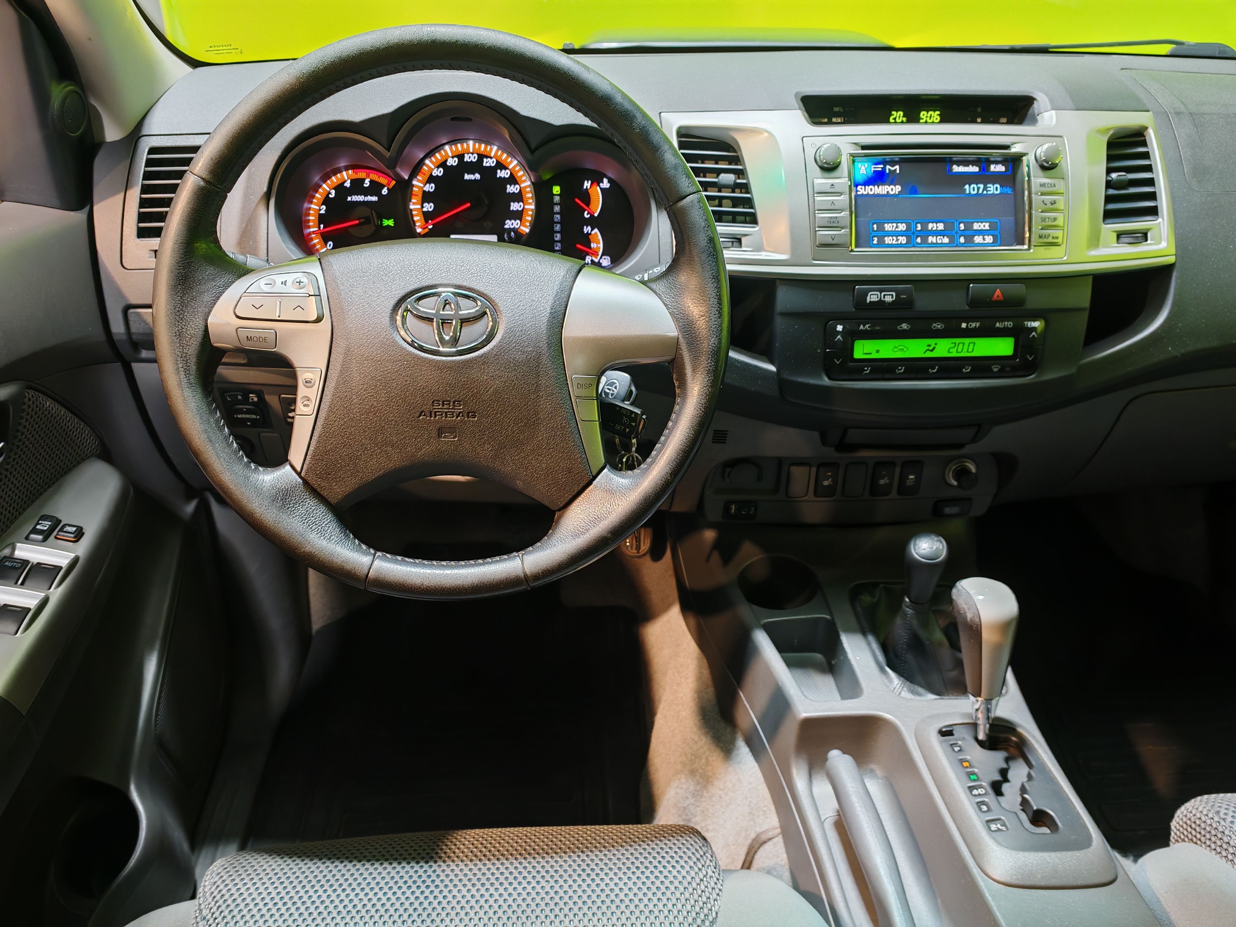 Toyota Hilux 2014