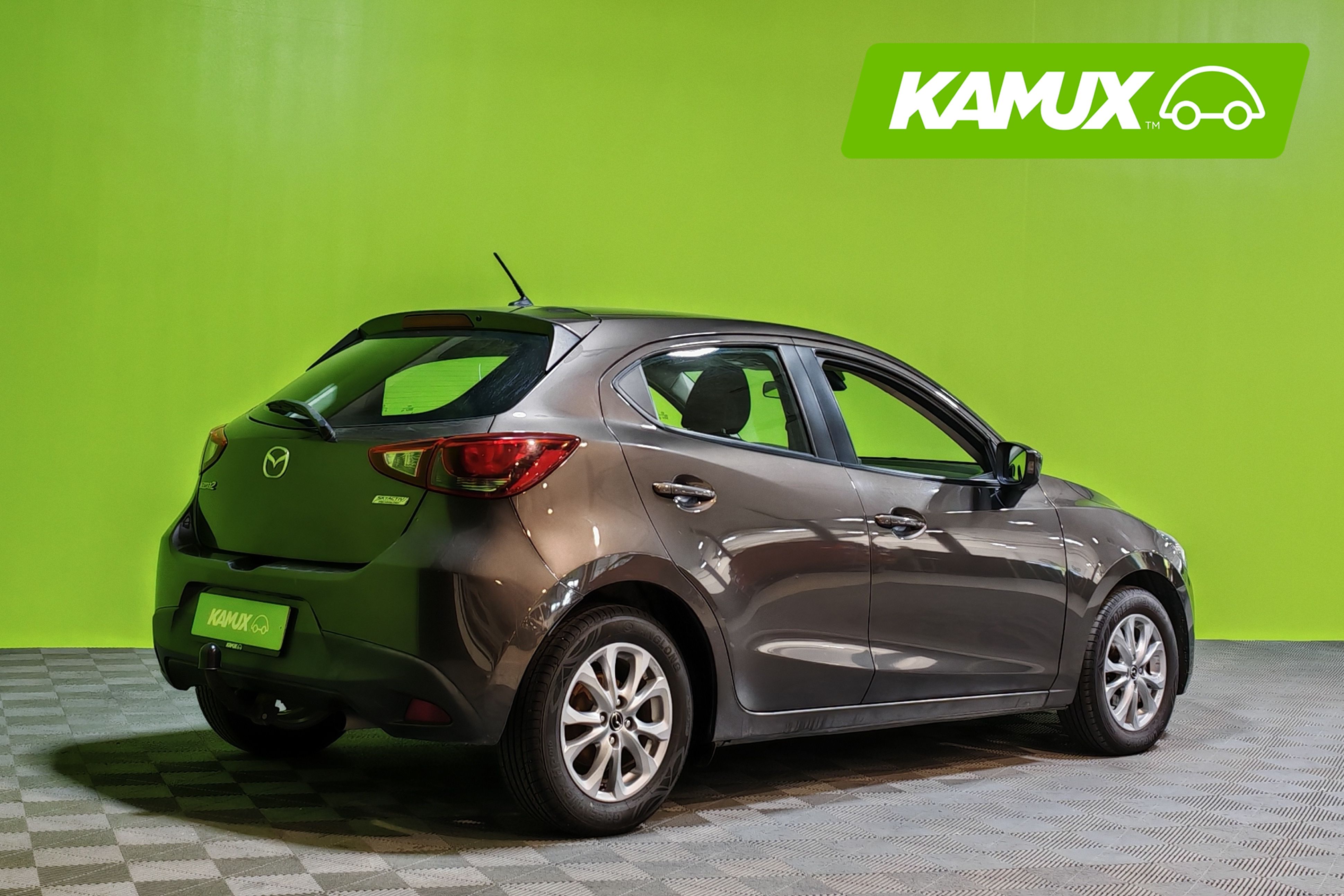 Mazda 2 2017