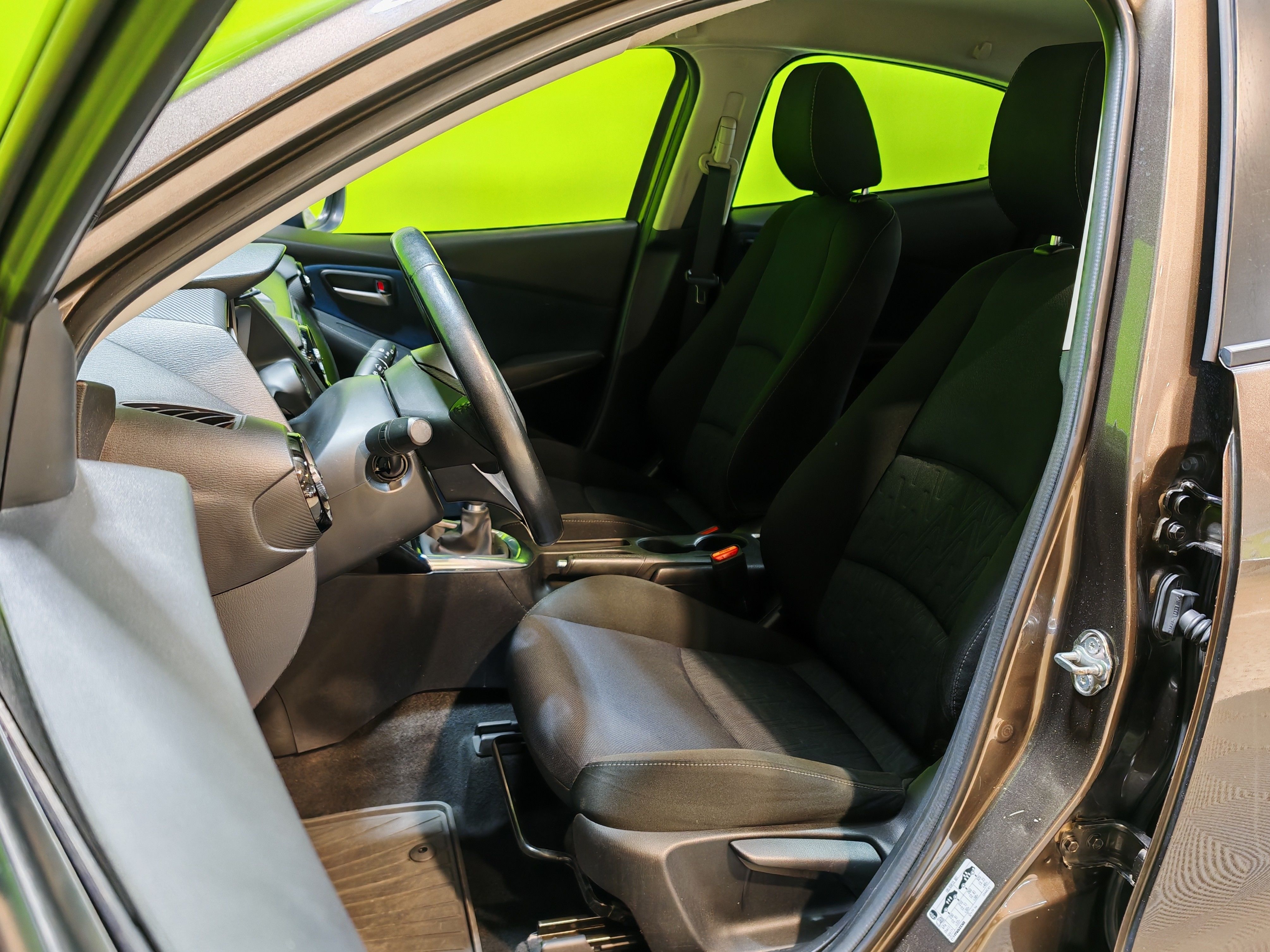 Mazda 2 2017