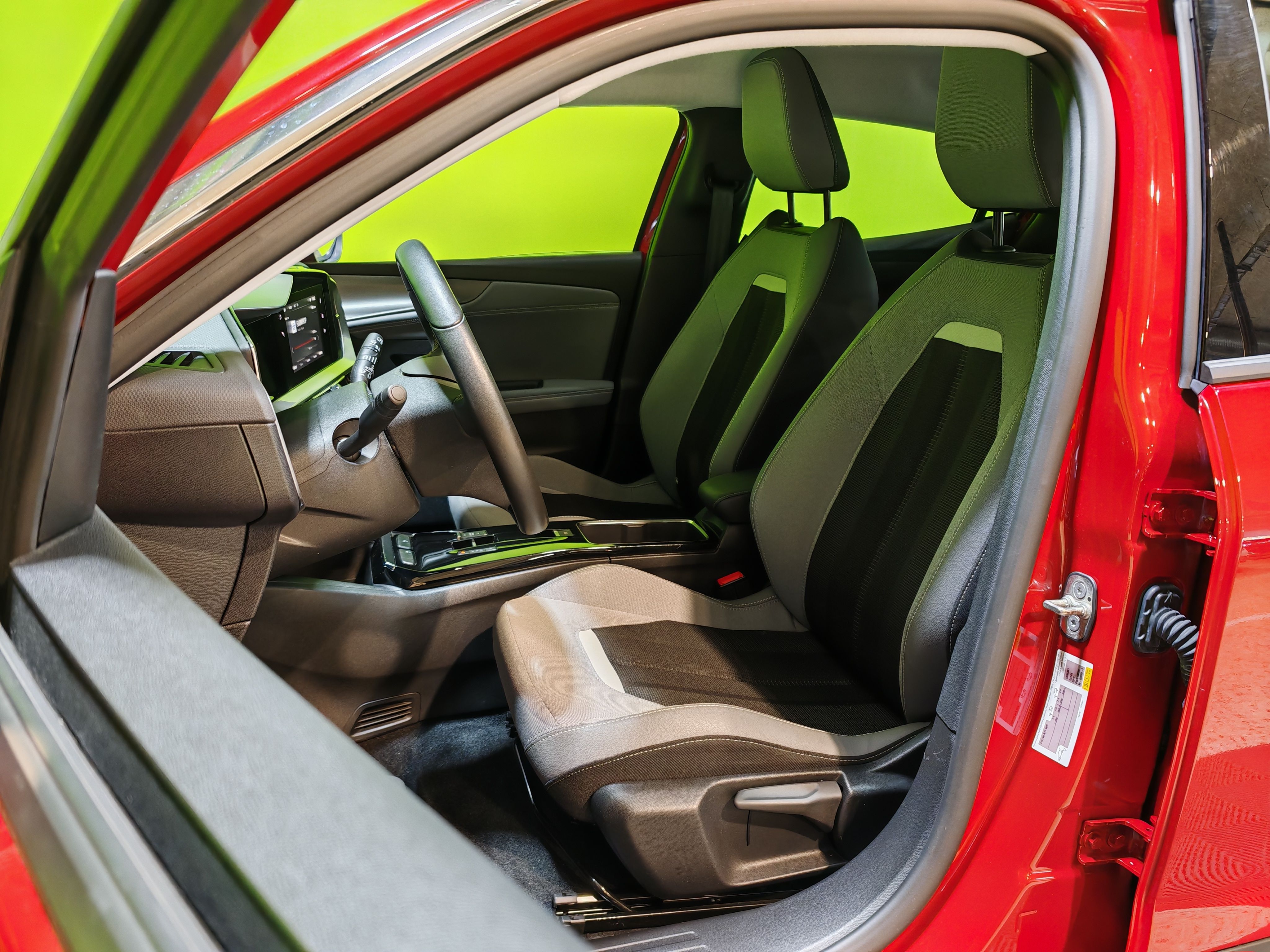 Opel Mokka-e 2023