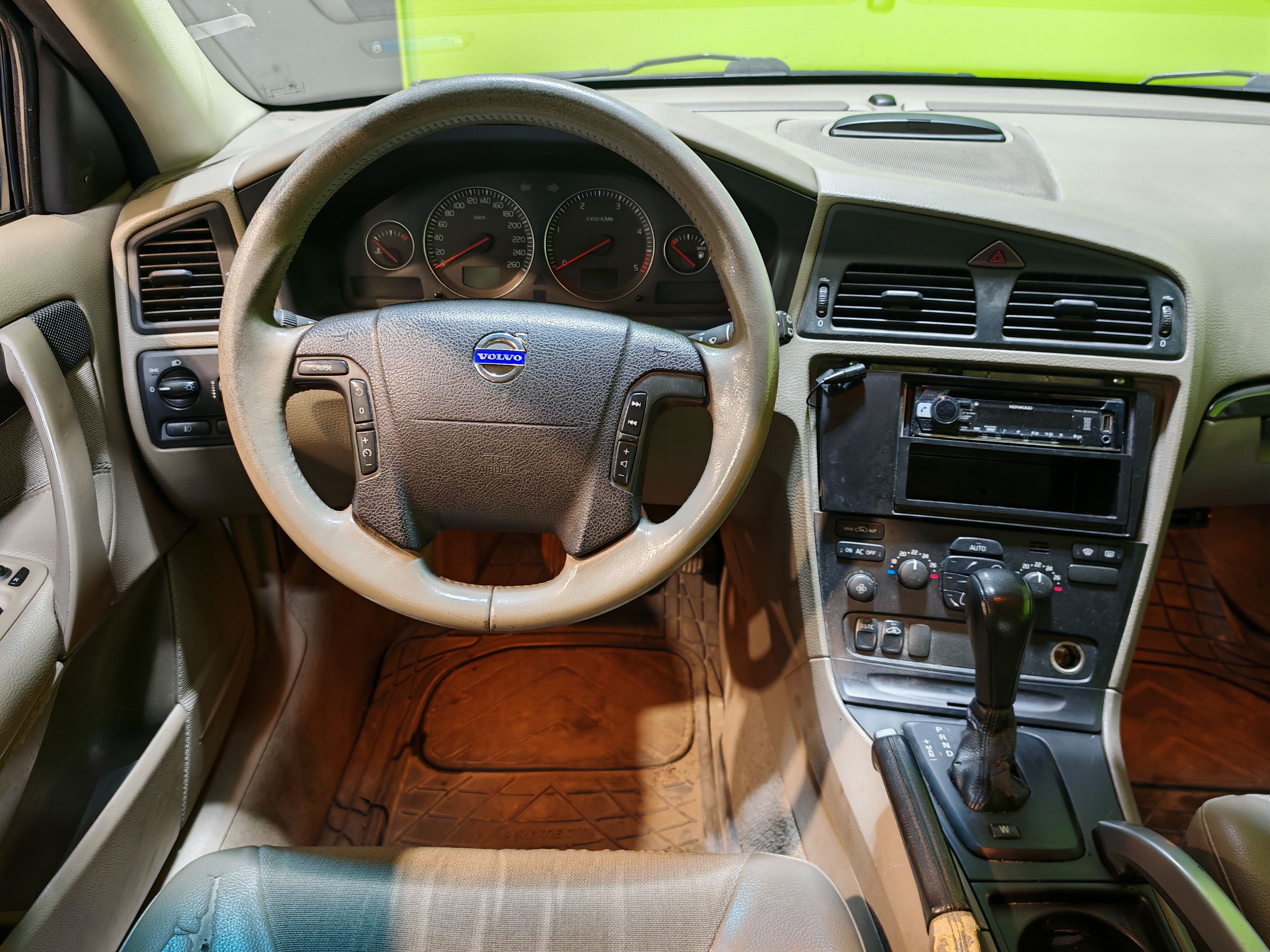 Volvo XC70 2004