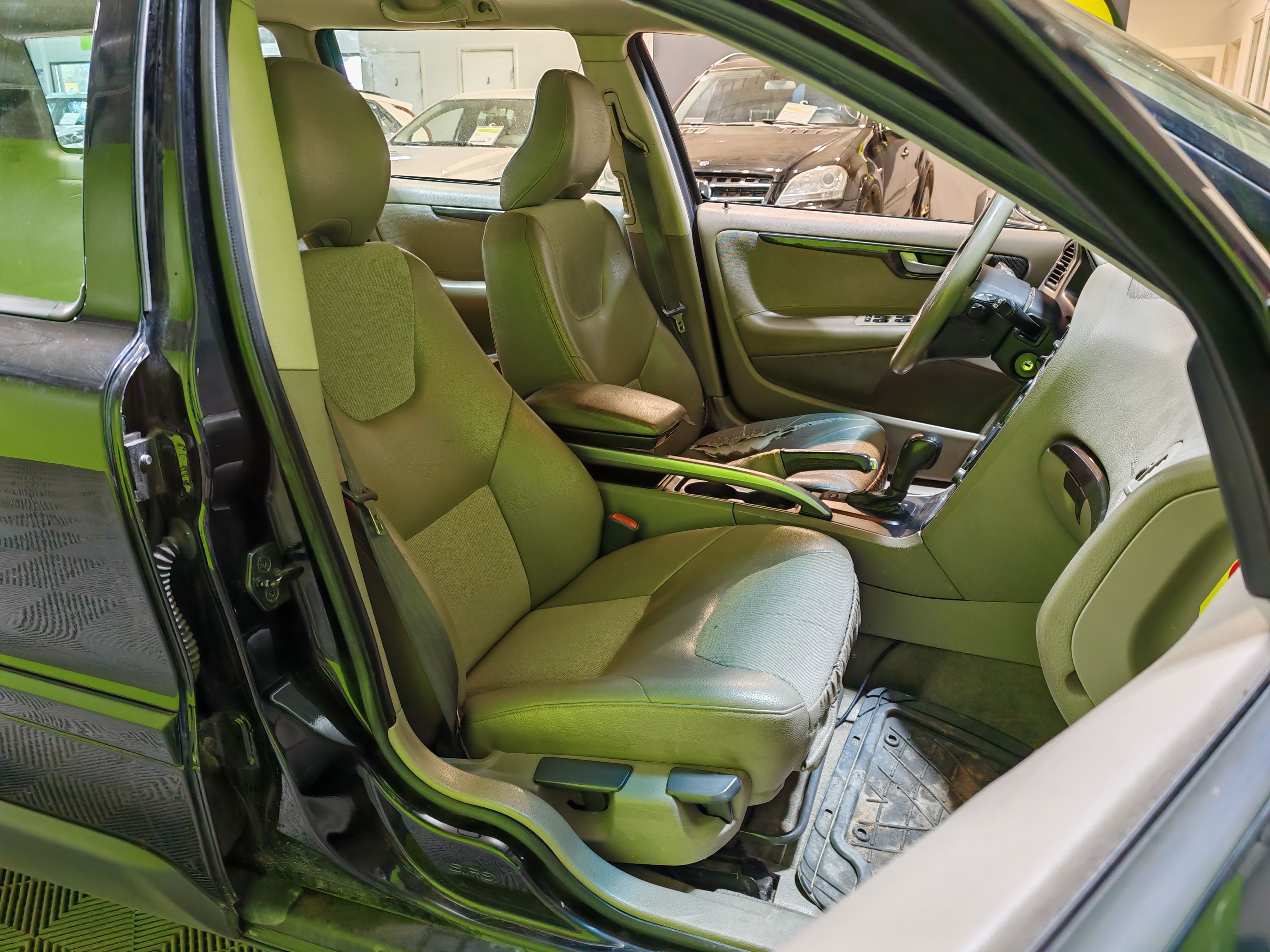 Volvo XC70 2004