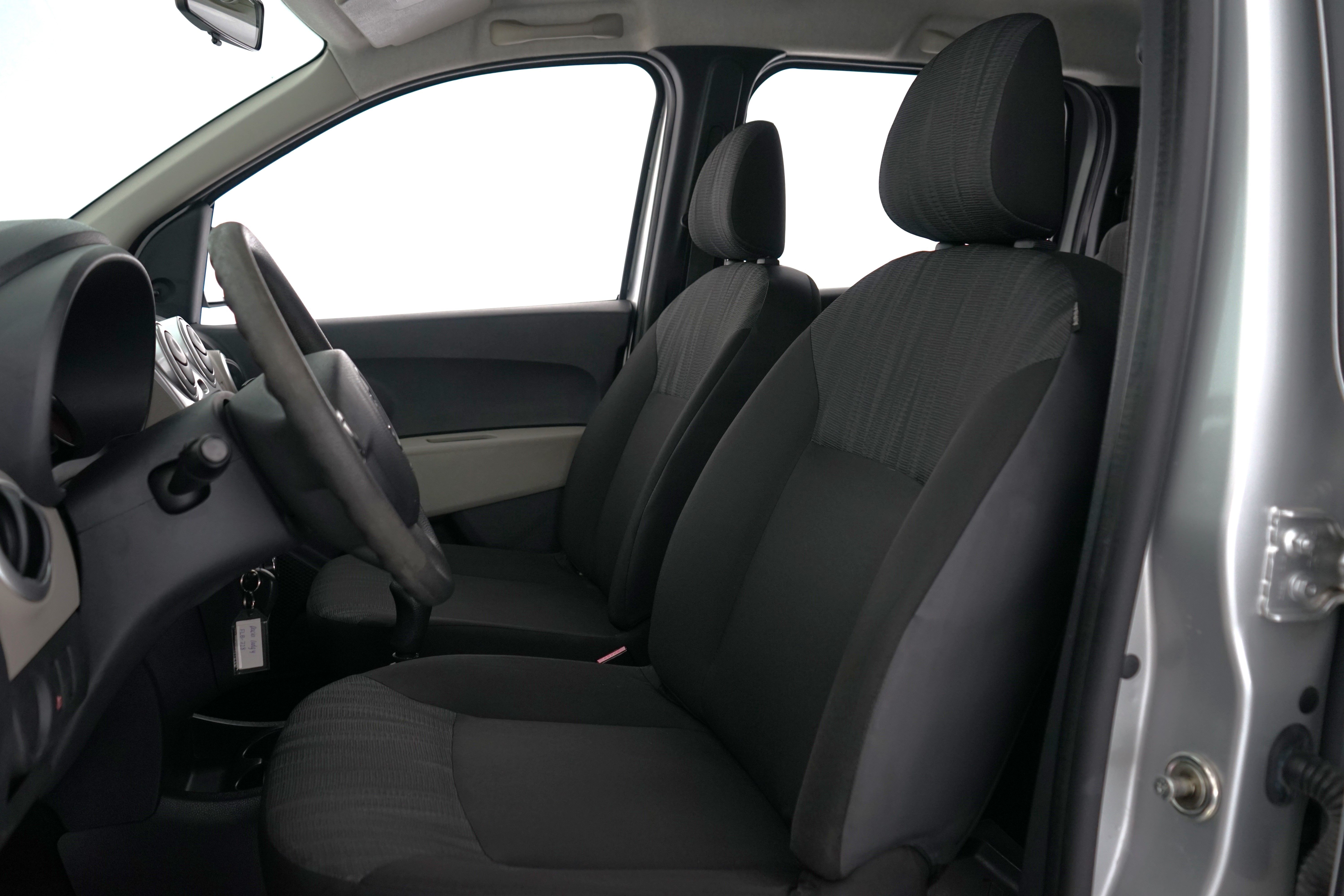 Dacia Lodgy 2013