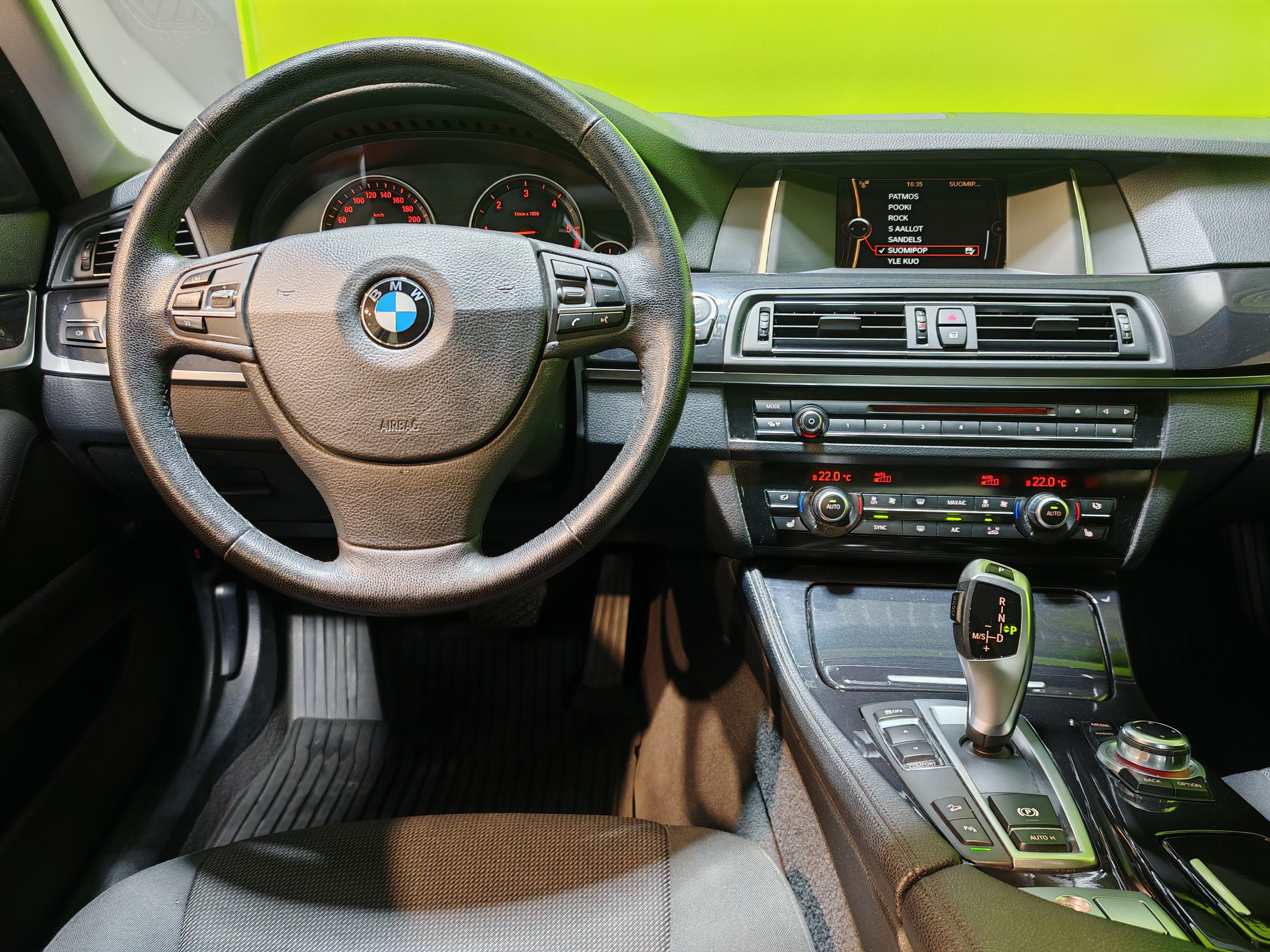 BMW 520 2014