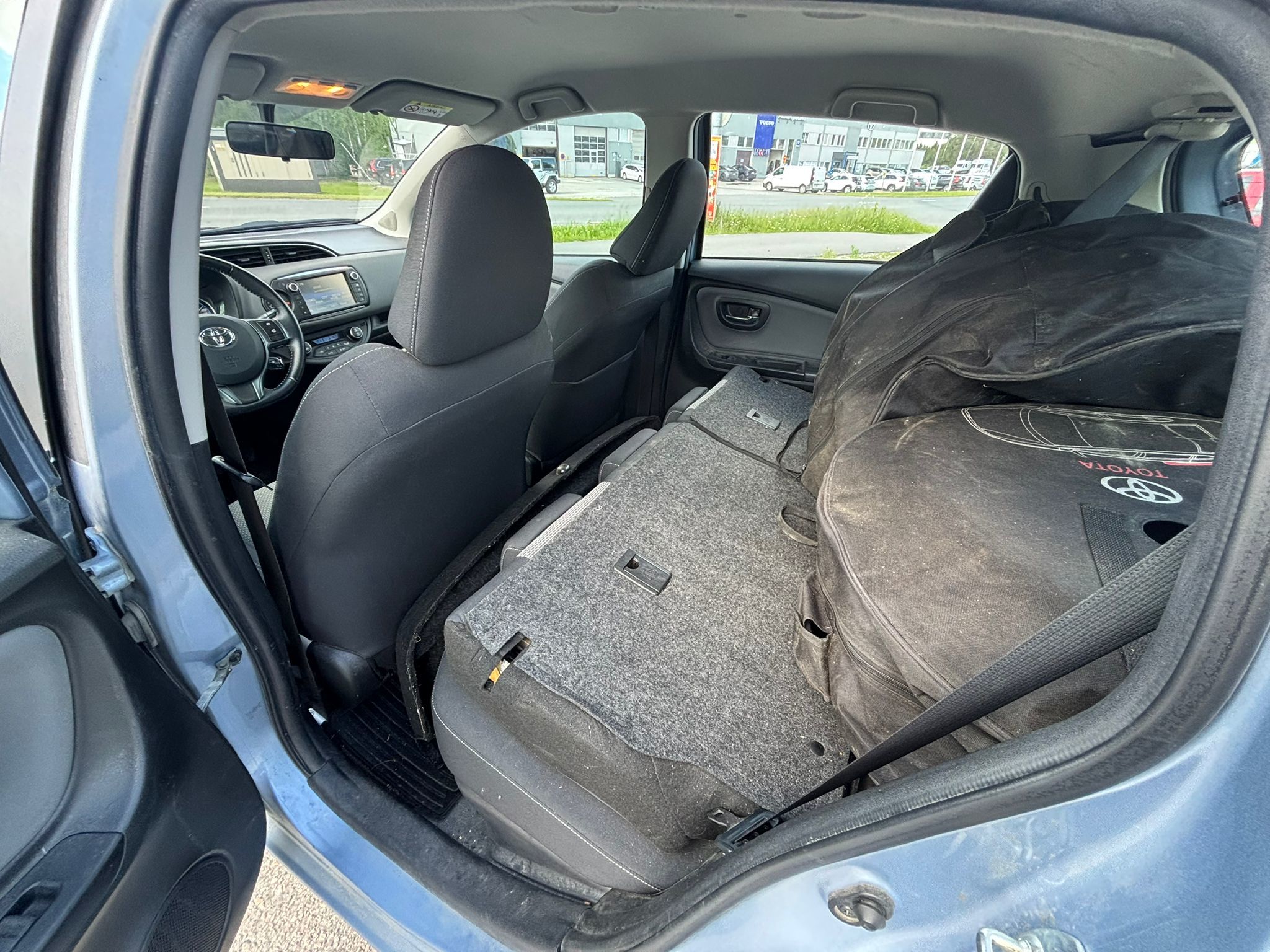 Toyota Yaris 2016