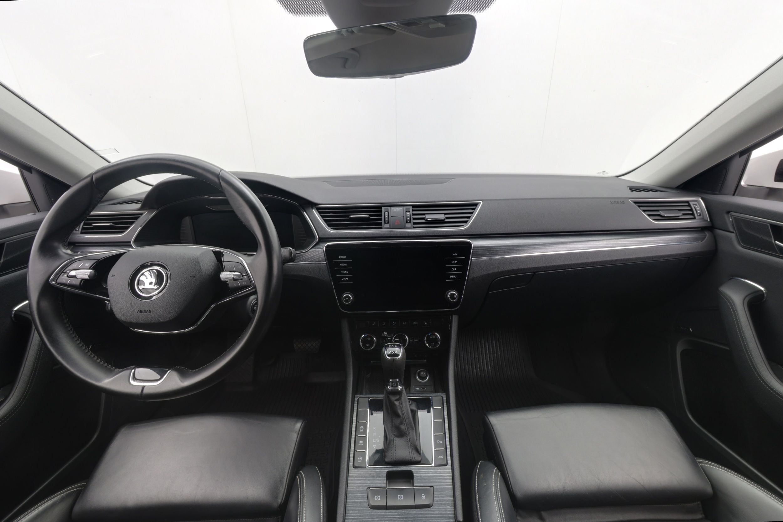 Skoda Superb 2021