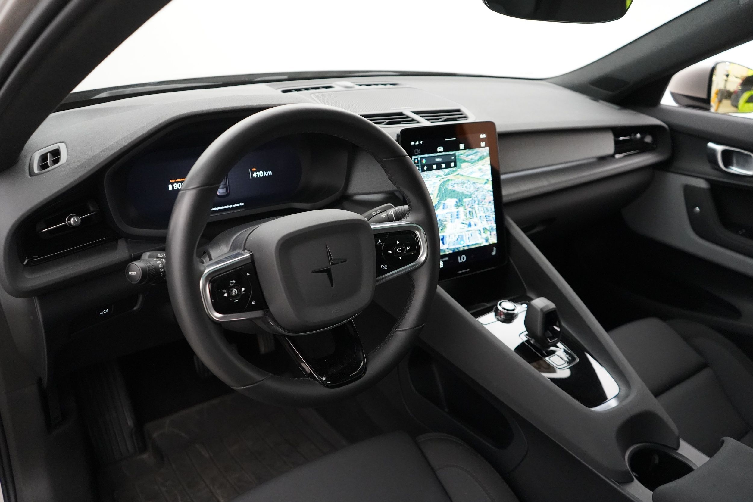 Polestar 2 2024
