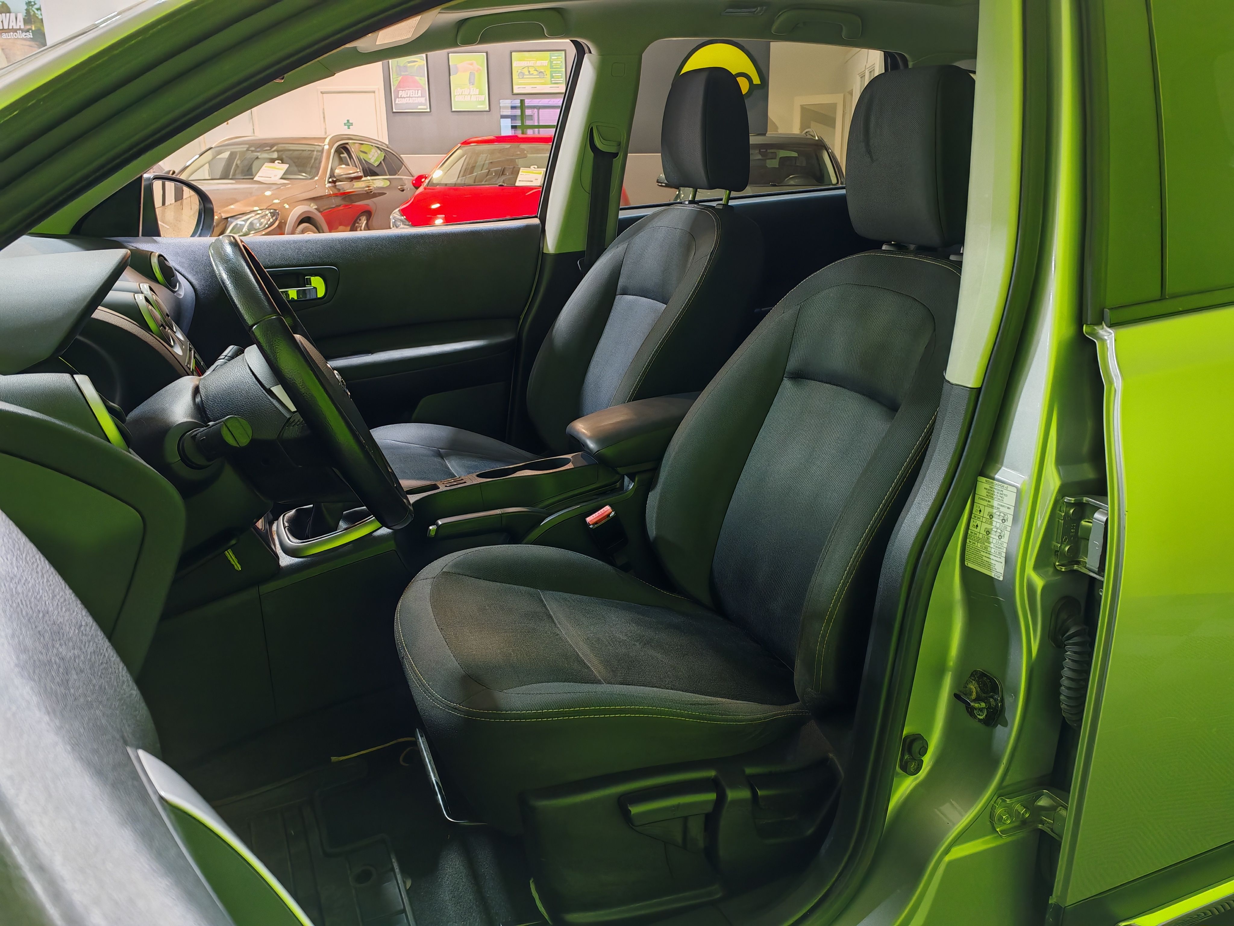 Nissan Qashqai+2 2012