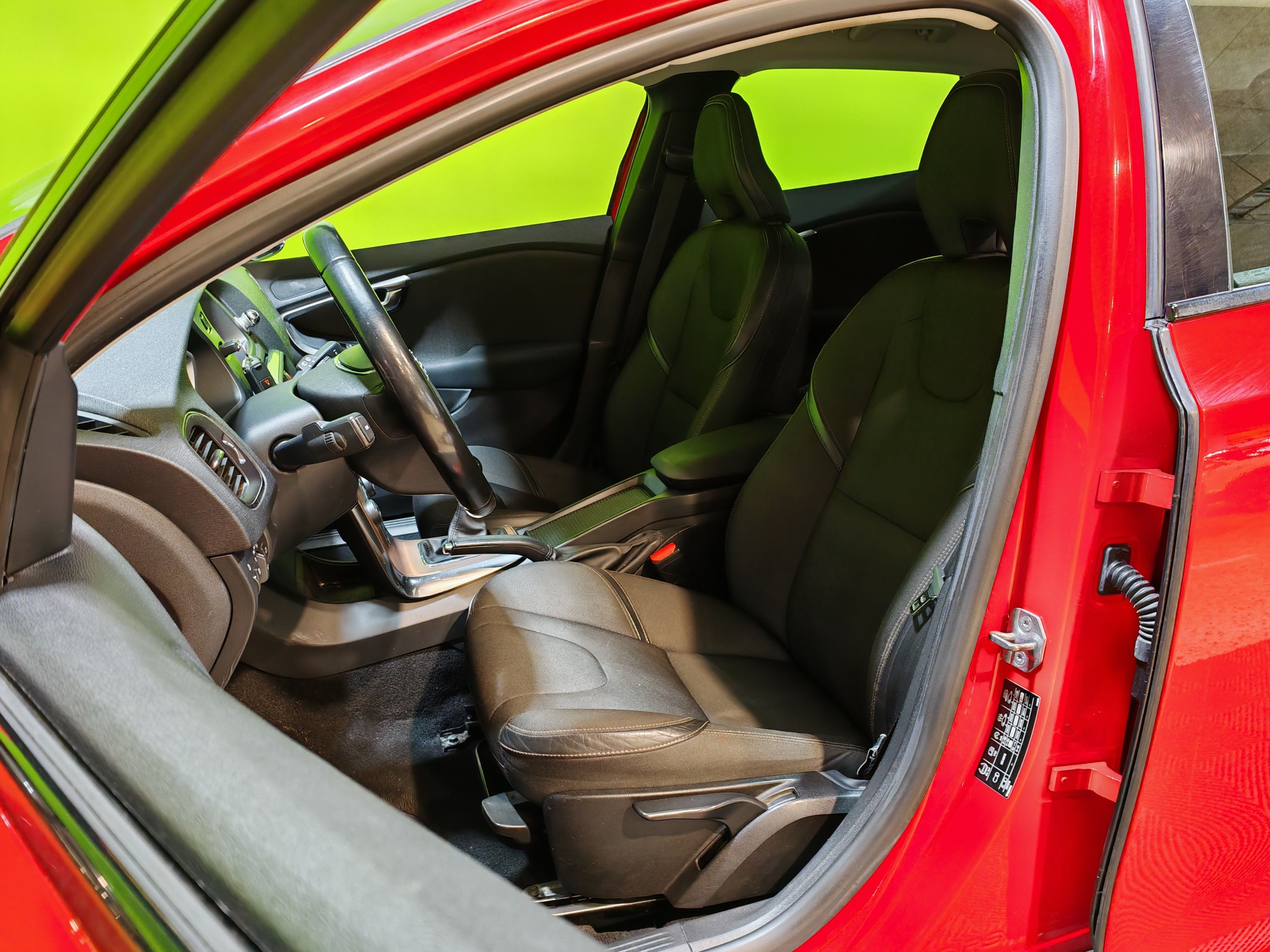 Volvo V40 Cross Country 2014