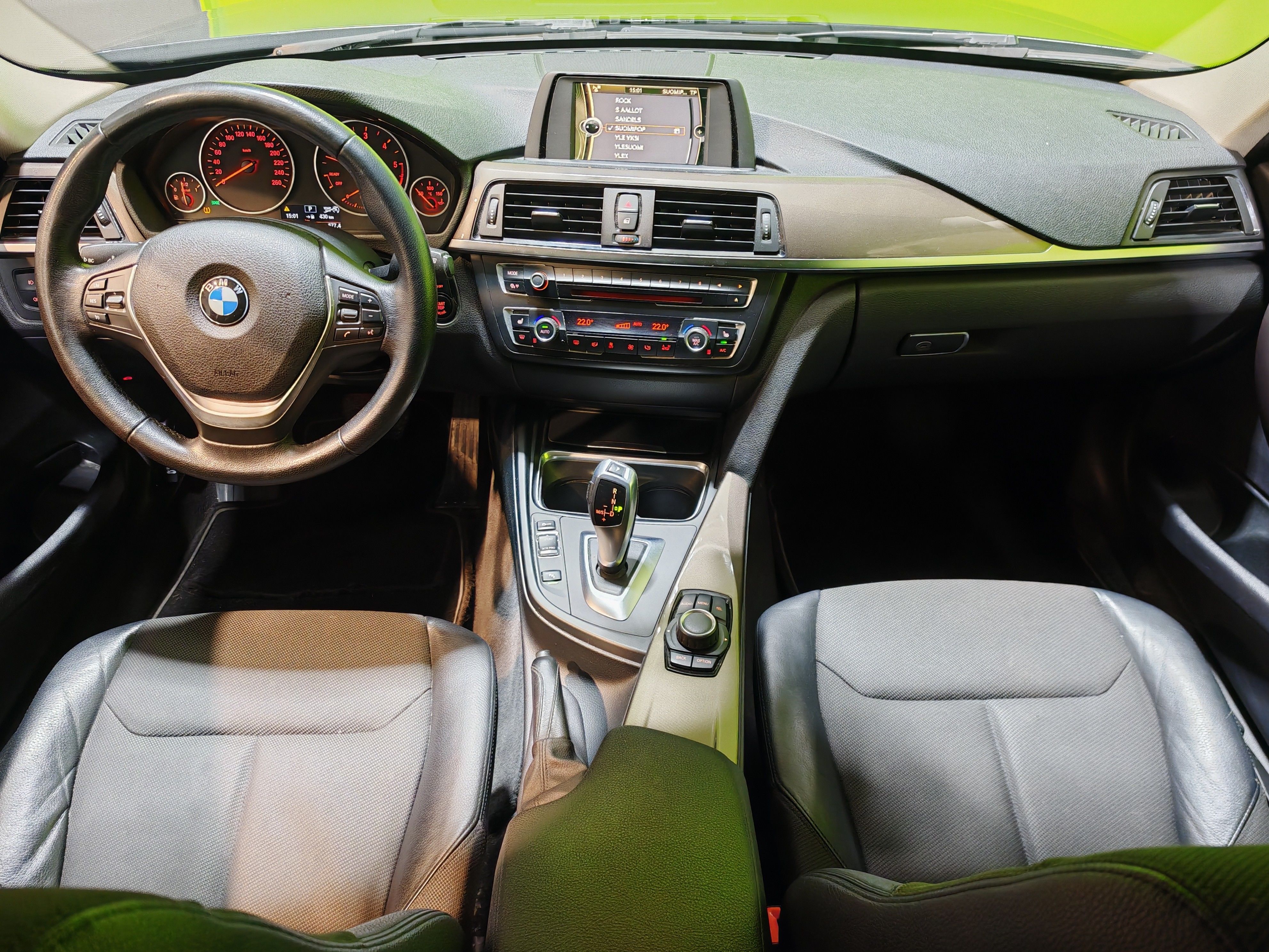 BMW 318 2014