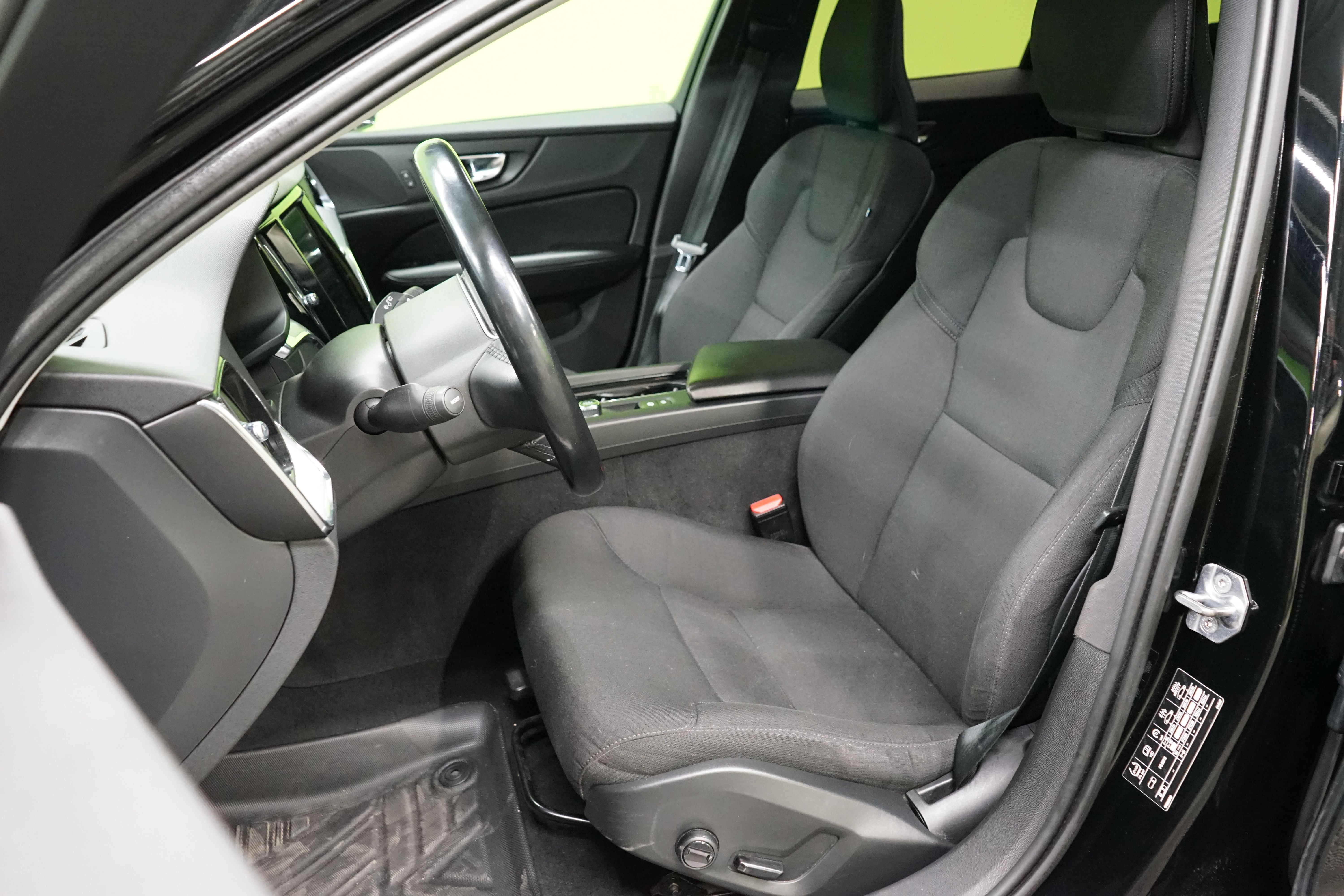 Volvo V60 Cross Country 2020
