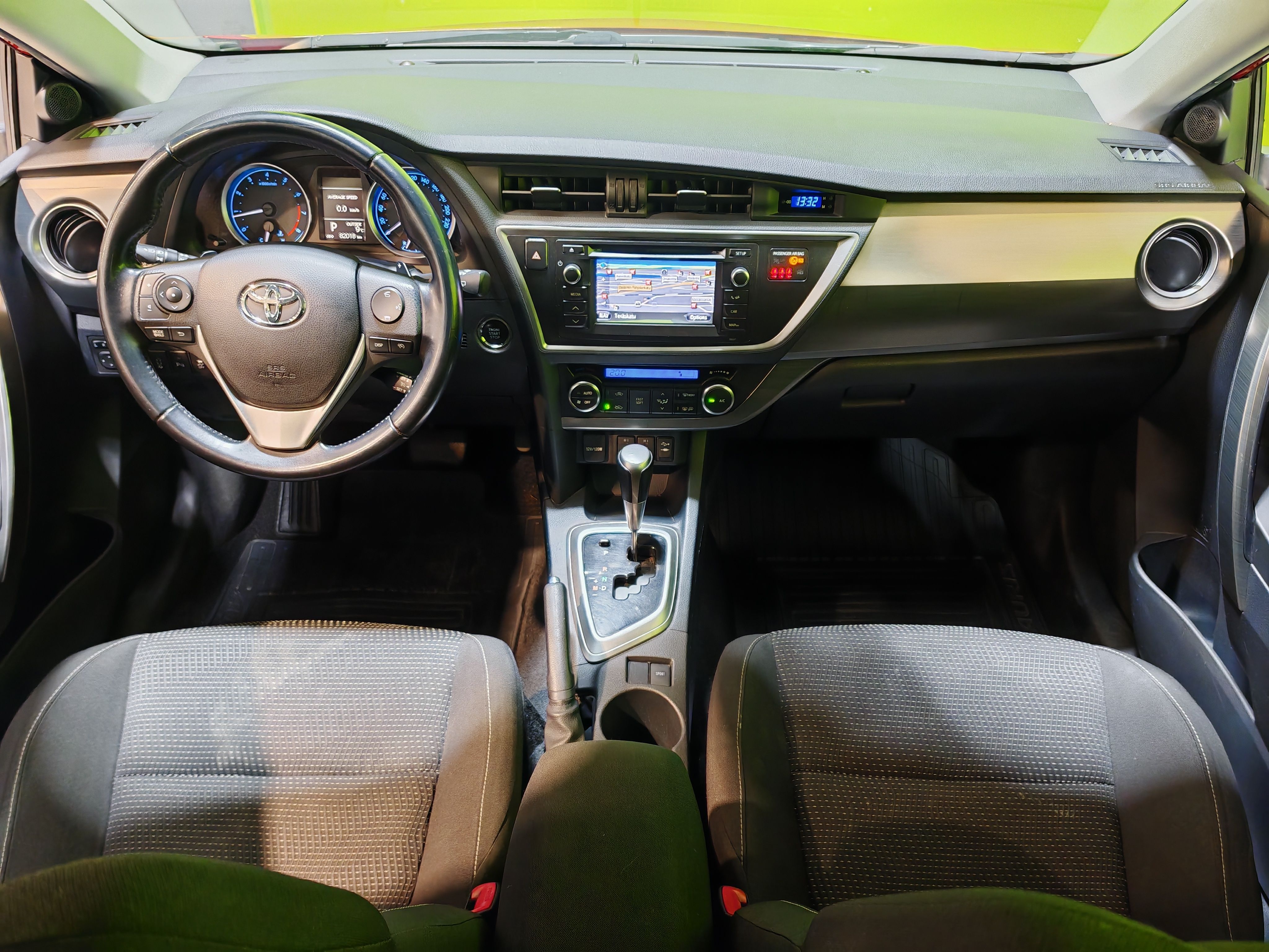 Toyota Auris 2013