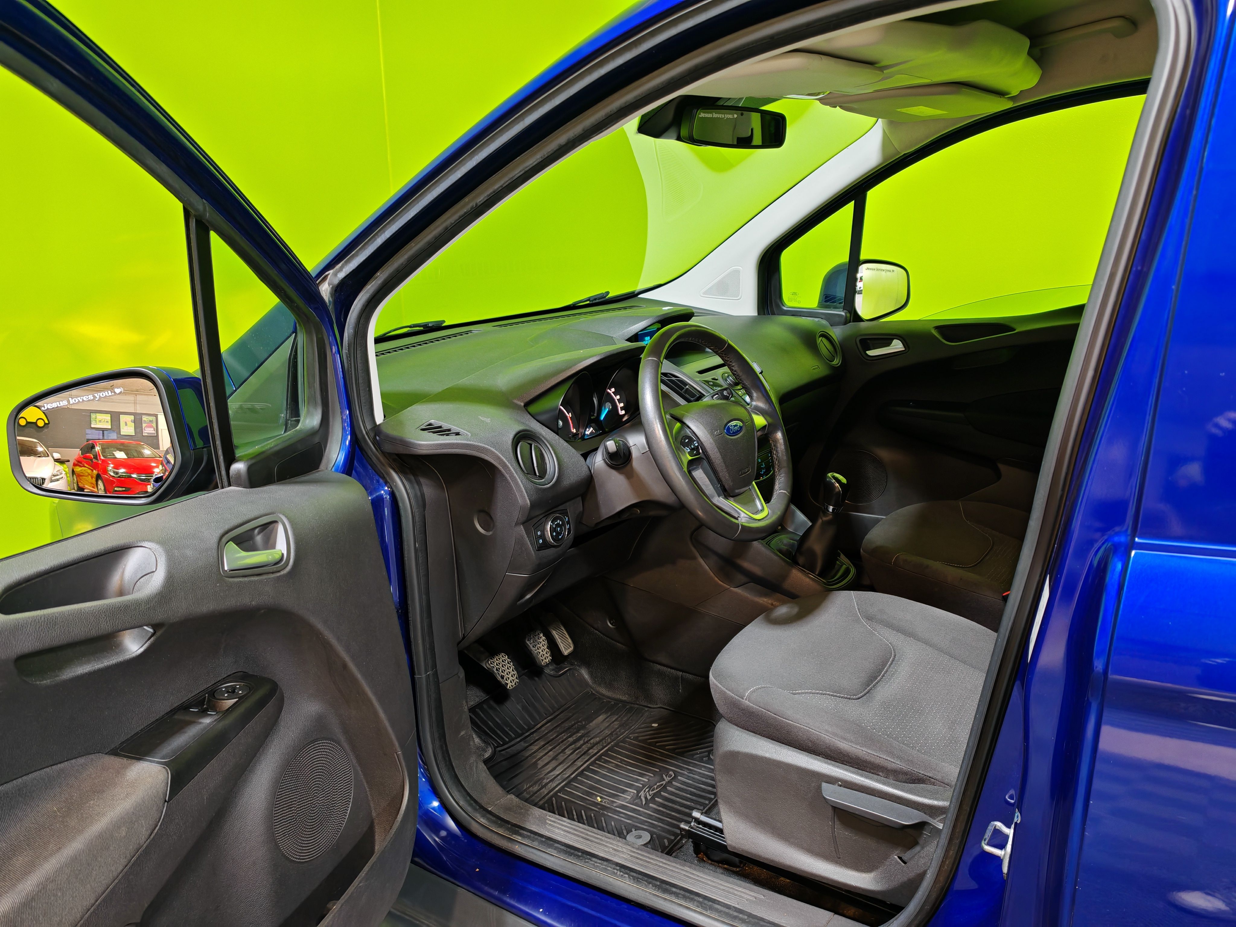 Ford Transit Courier 2015