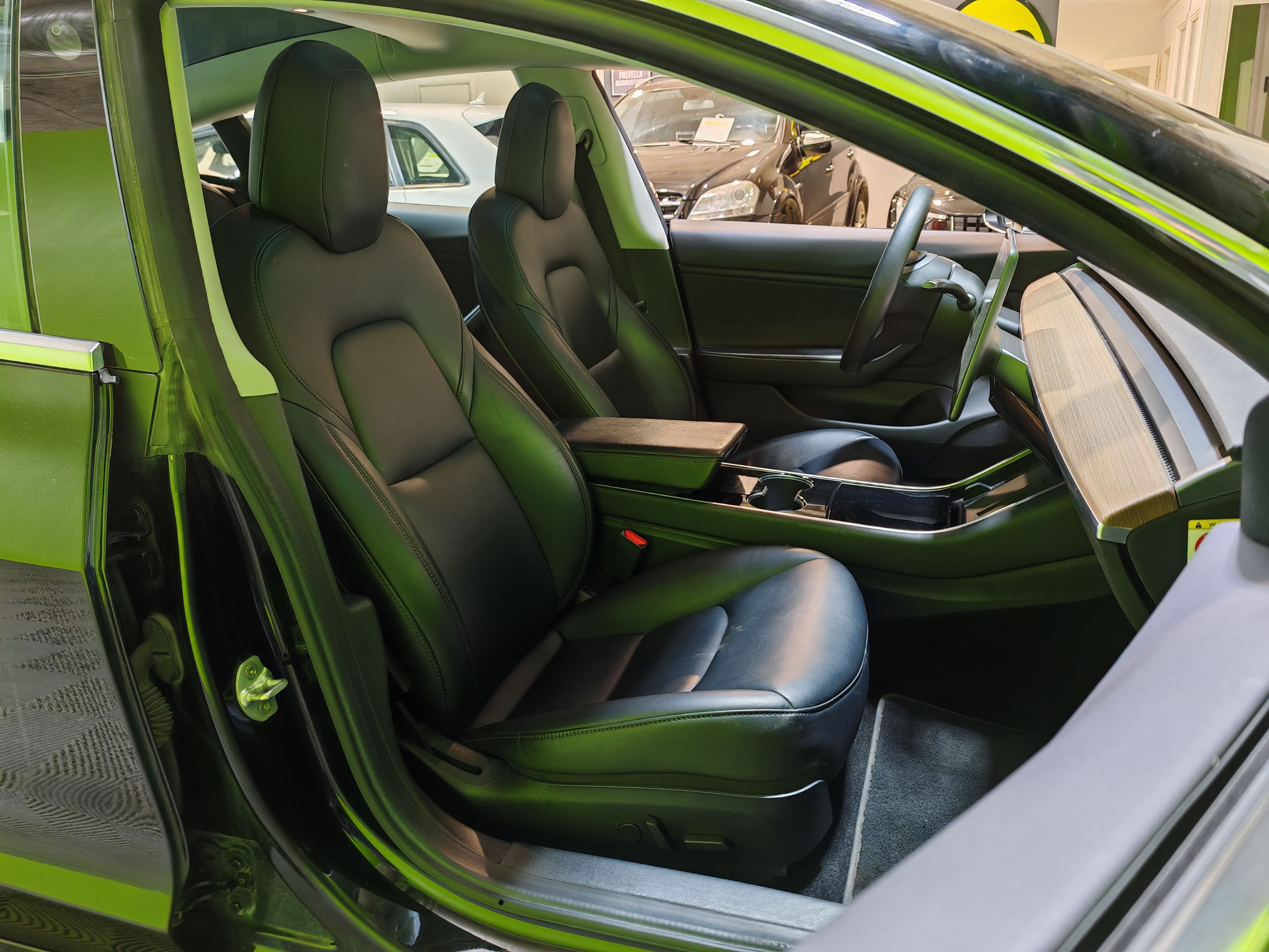 Tesla Model 3 2019