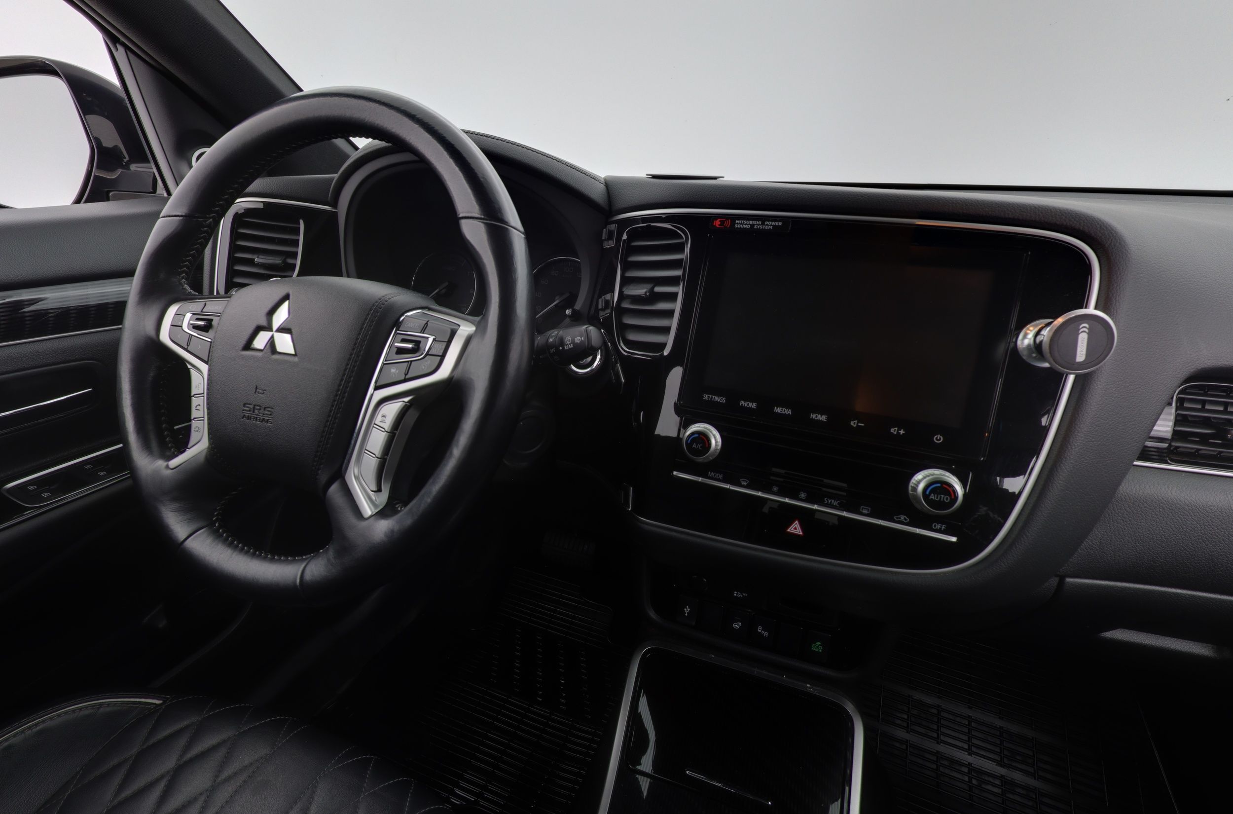 Mitsubishi Outlander PHEV 2021