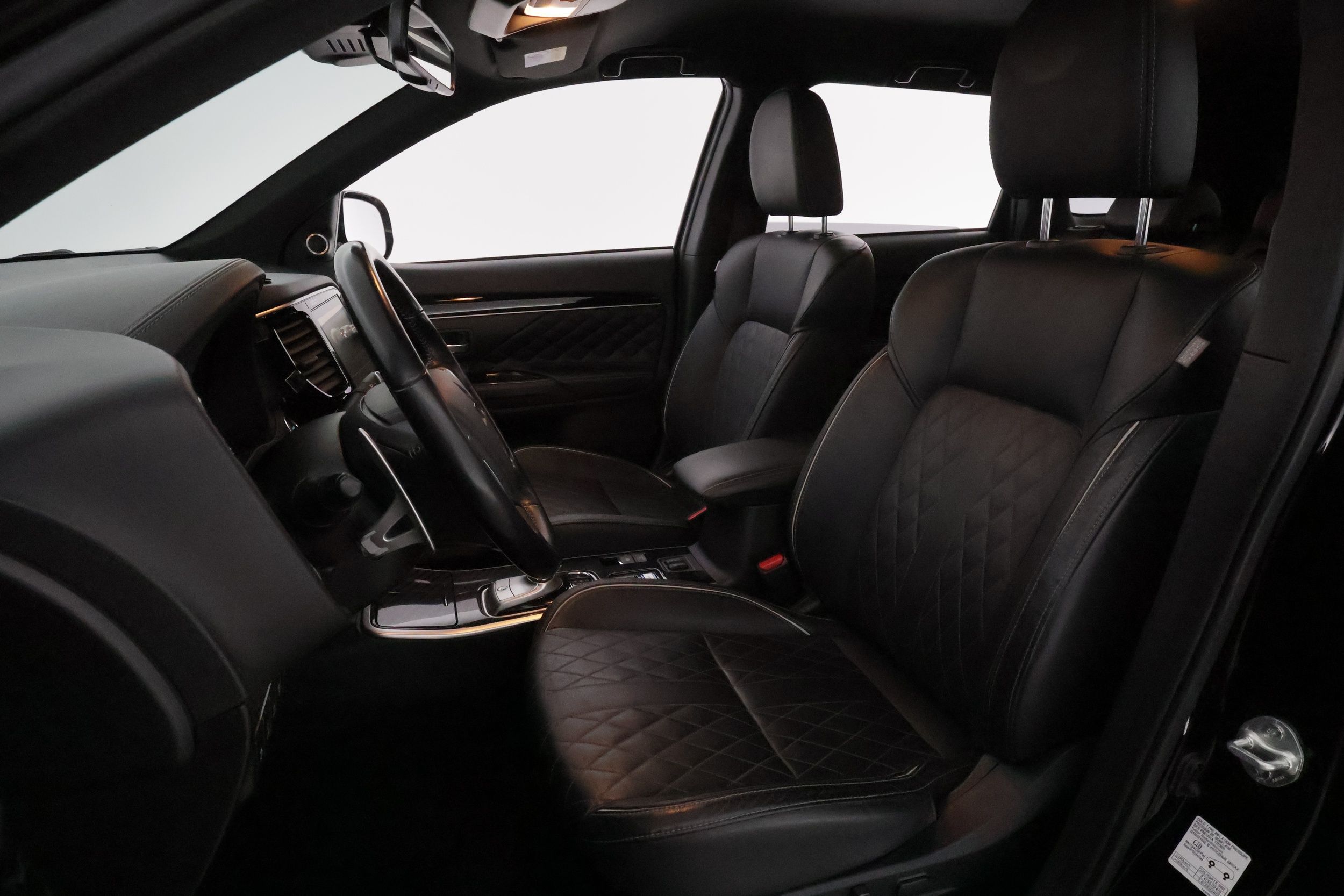 Mitsubishi Outlander PHEV 2021