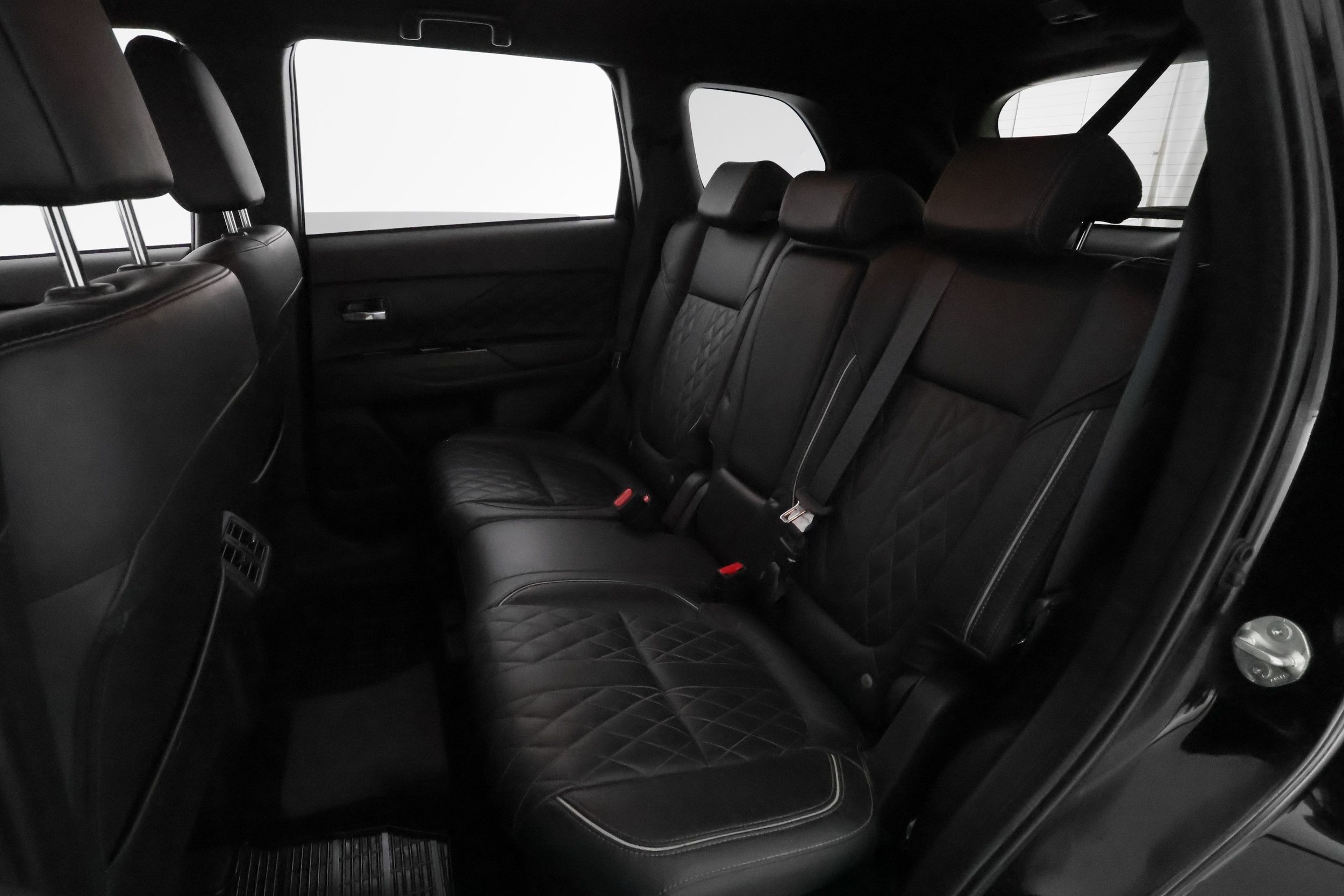 Mitsubishi Outlander PHEV 2021