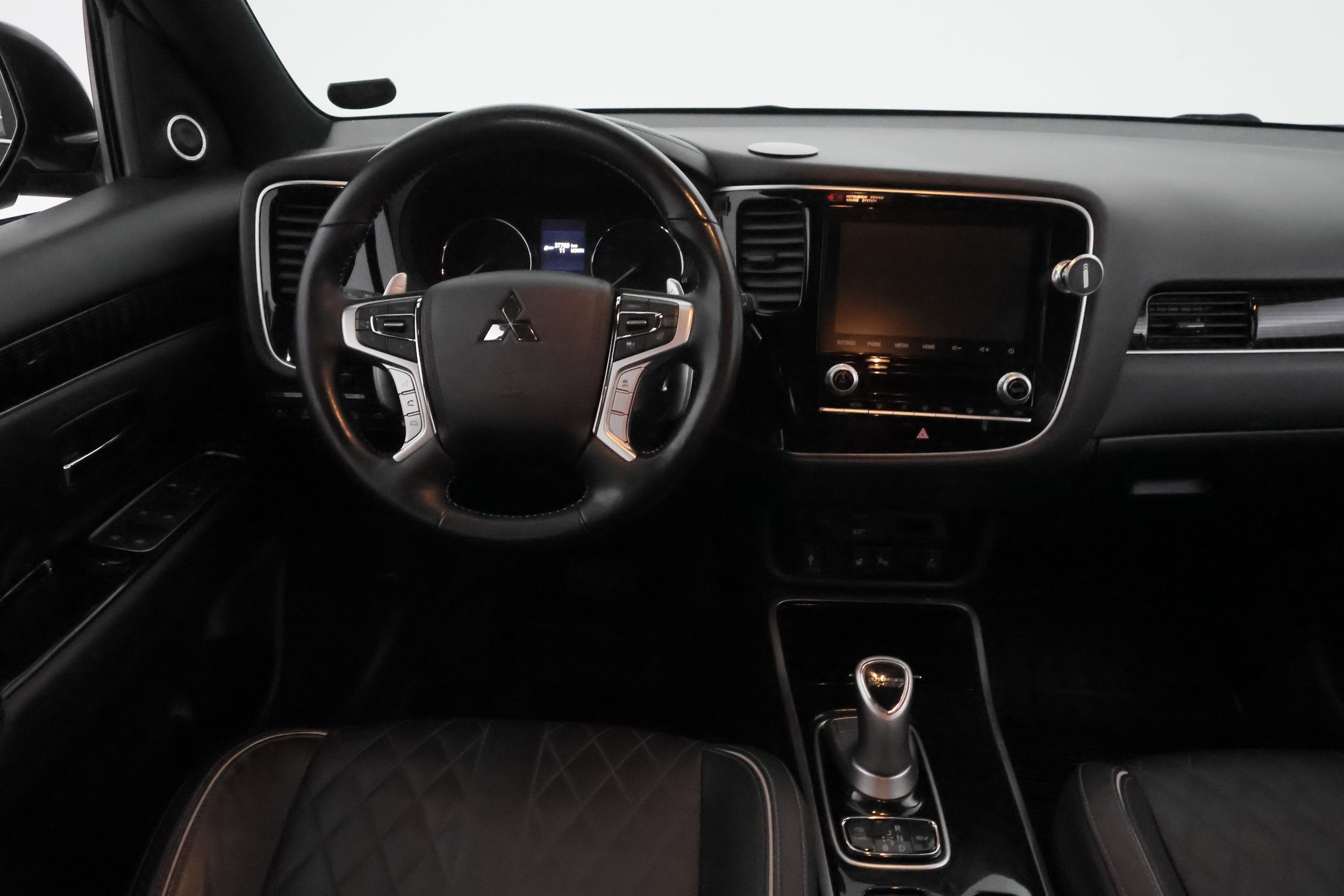 Mitsubishi Outlander PHEV 2021