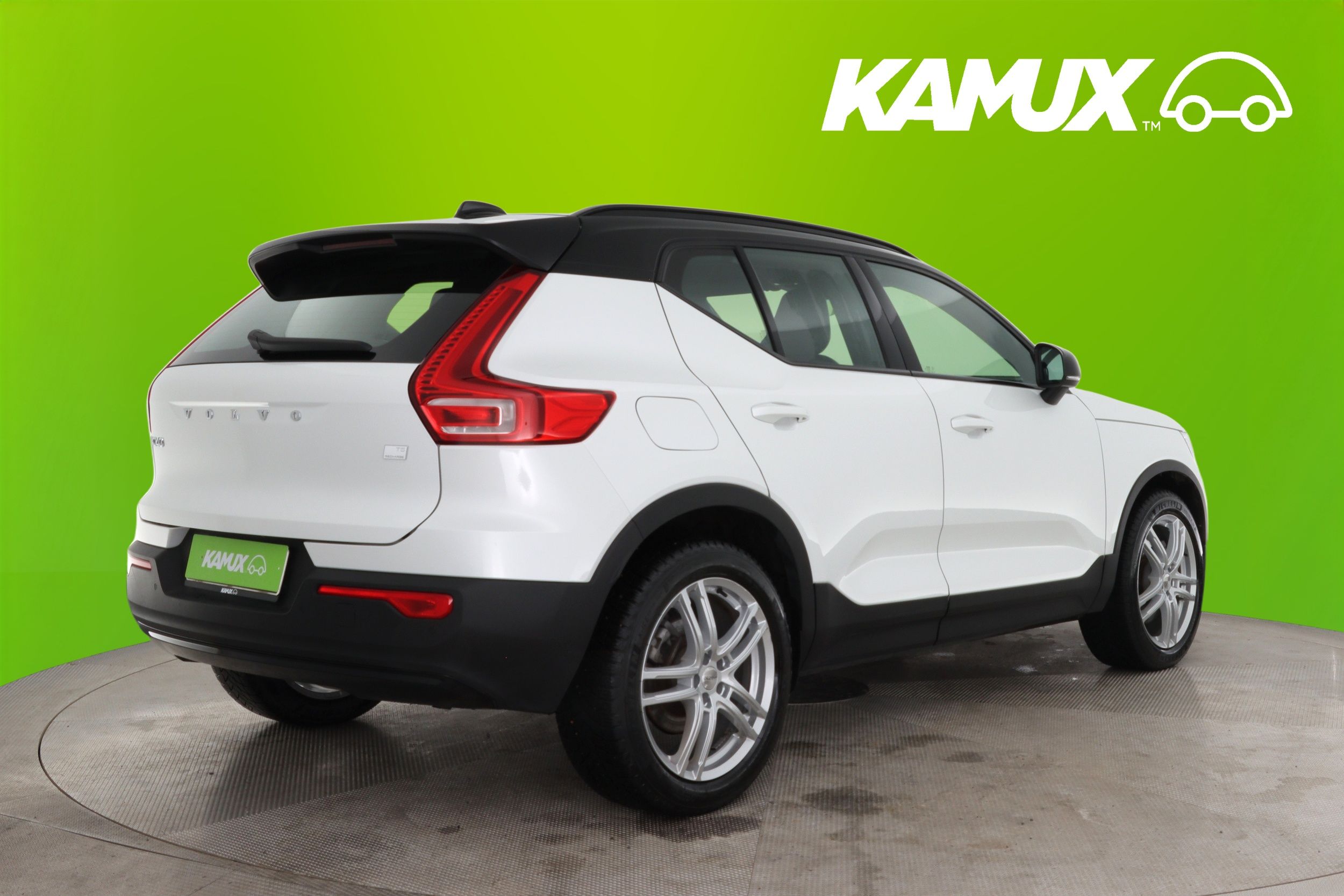 Volvo XC40 2021