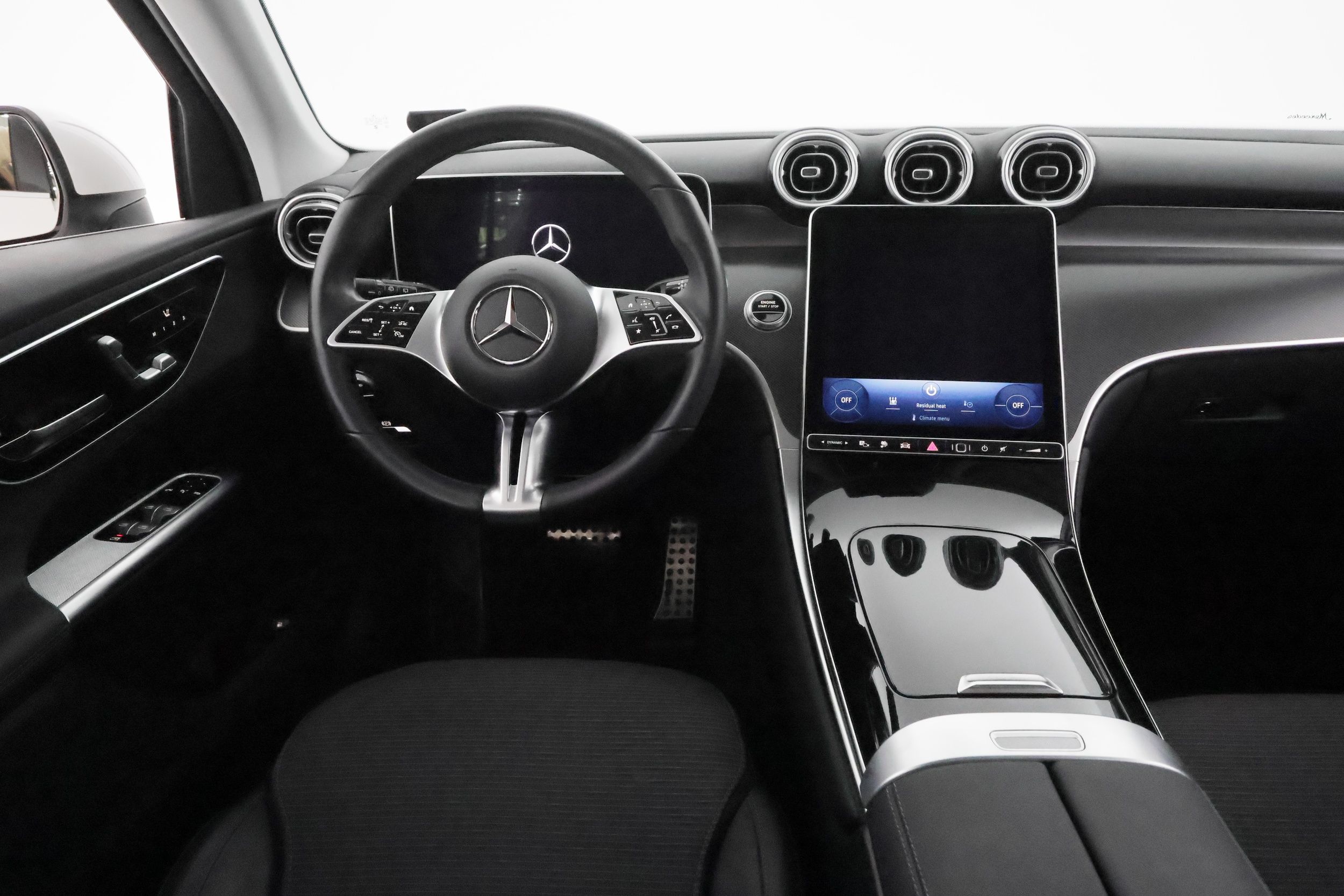 Mercedes-Benz GLC 2023