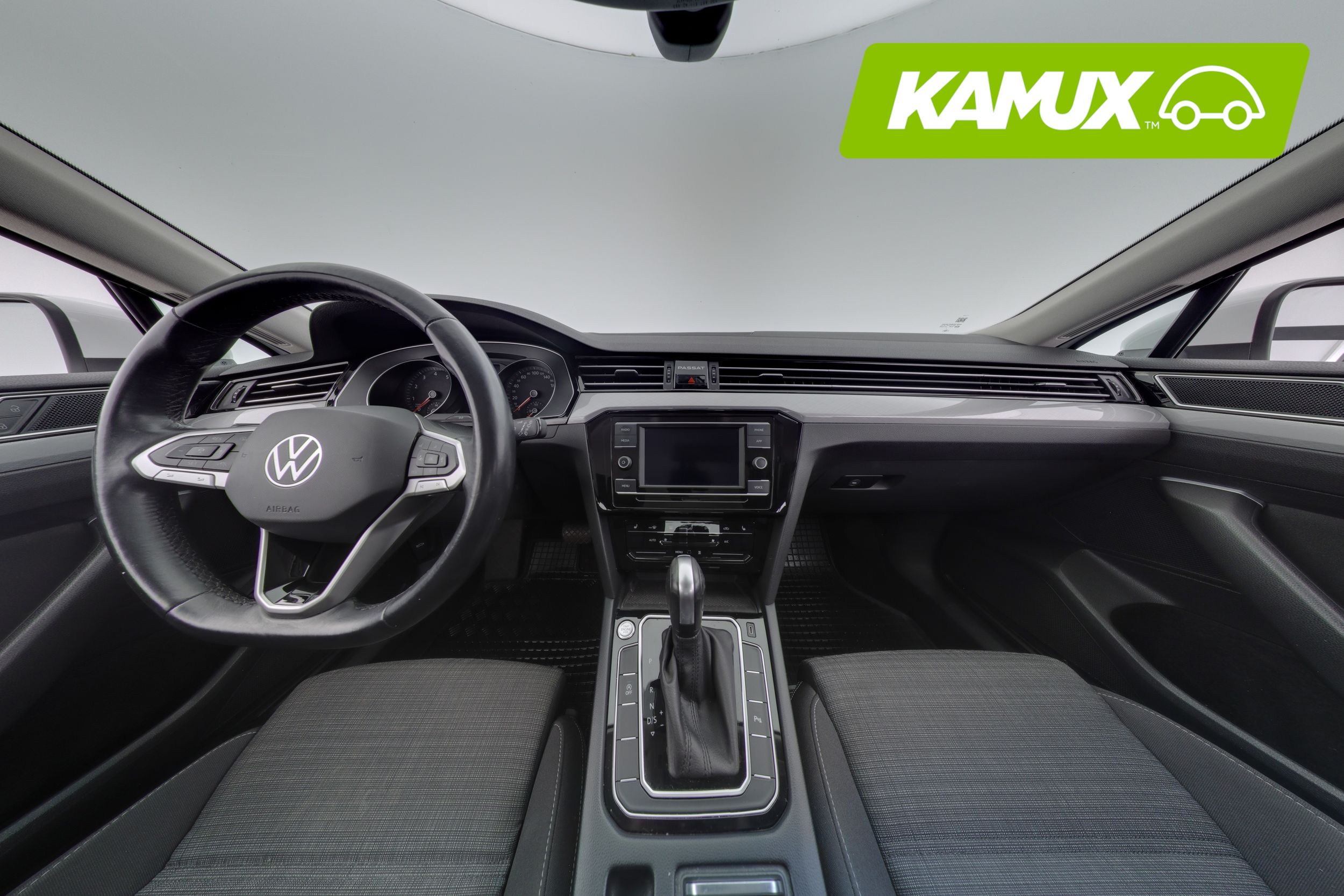 Volkswagen Passat 2021