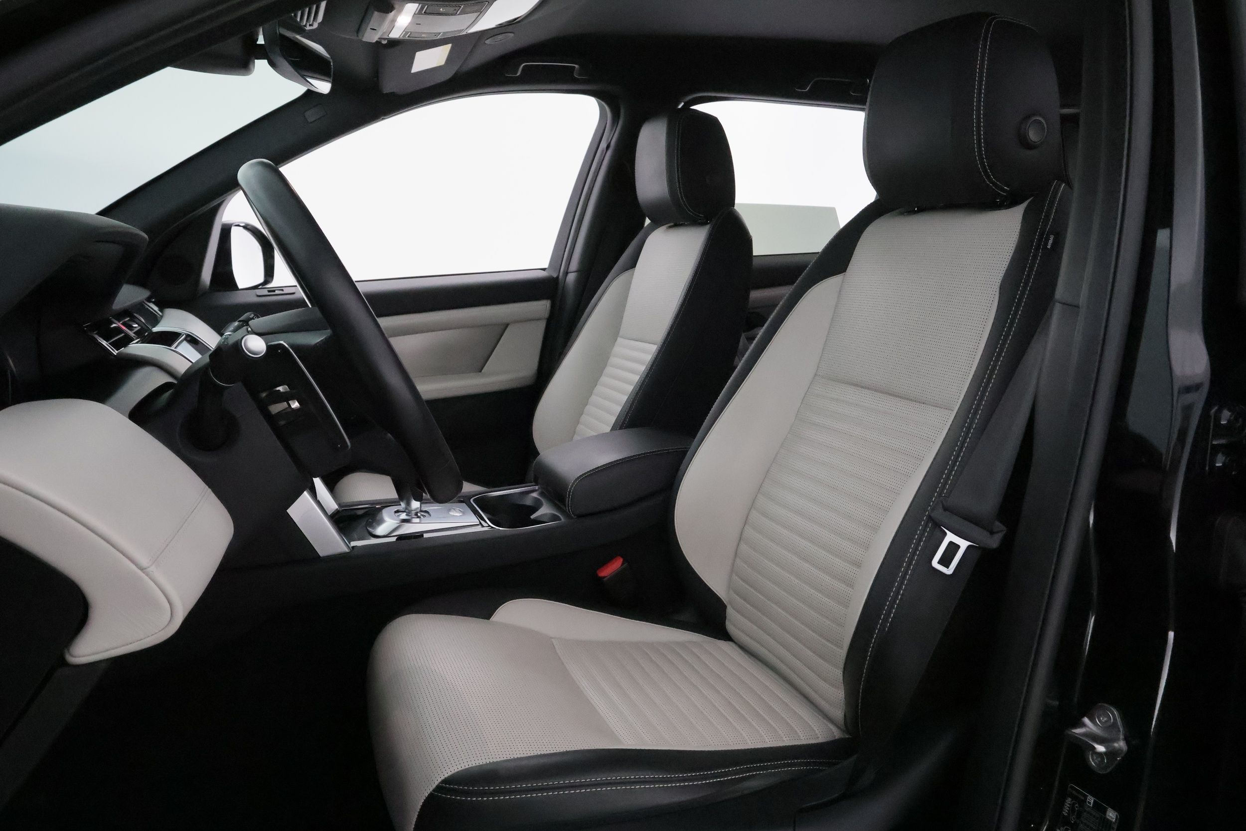 Land Rover Discovery Sport 2023