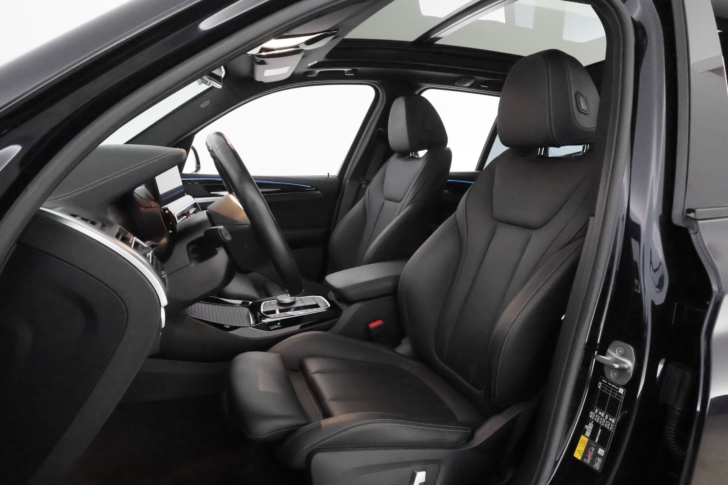 BMW iX3 2023