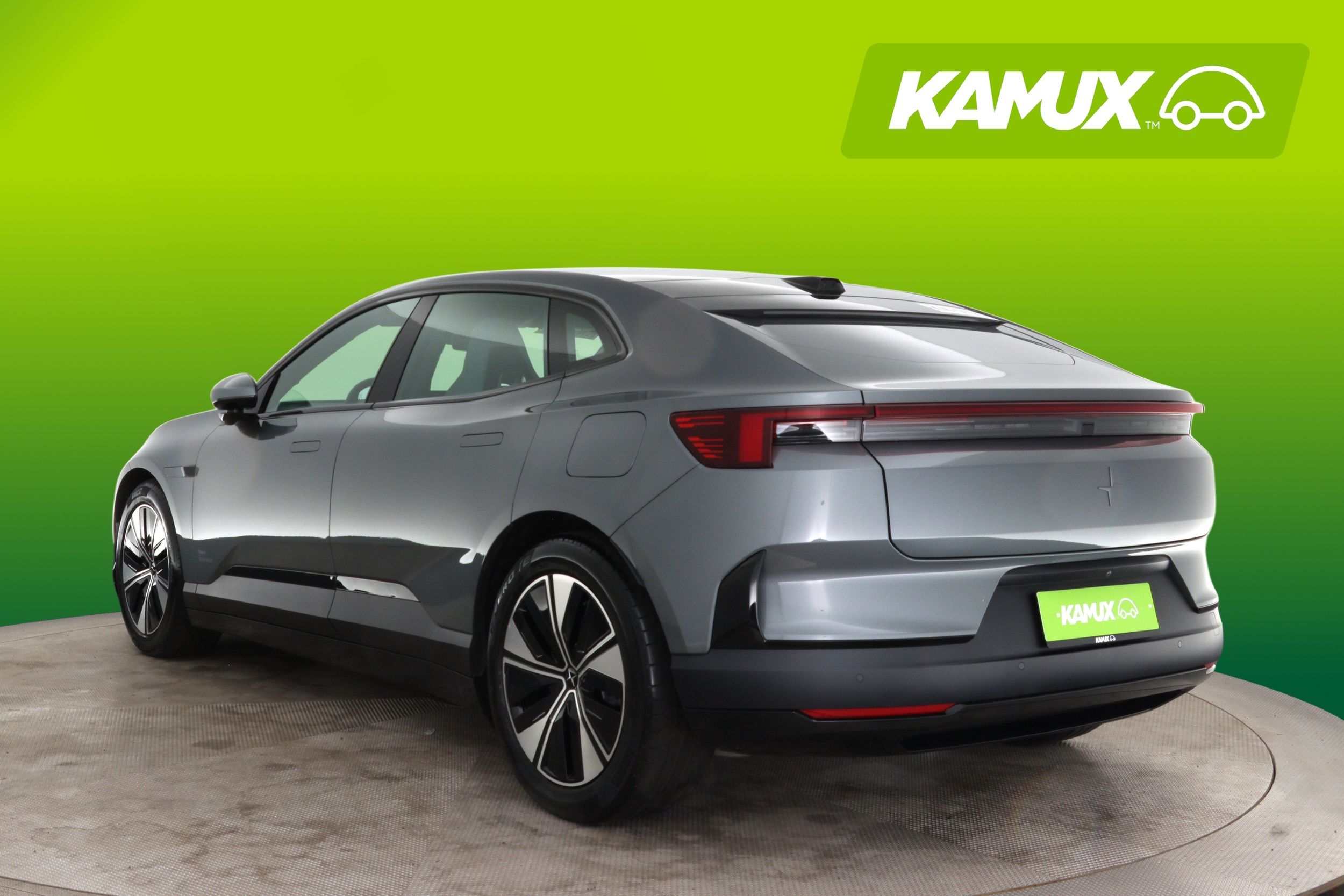 Polestar 4 2025
