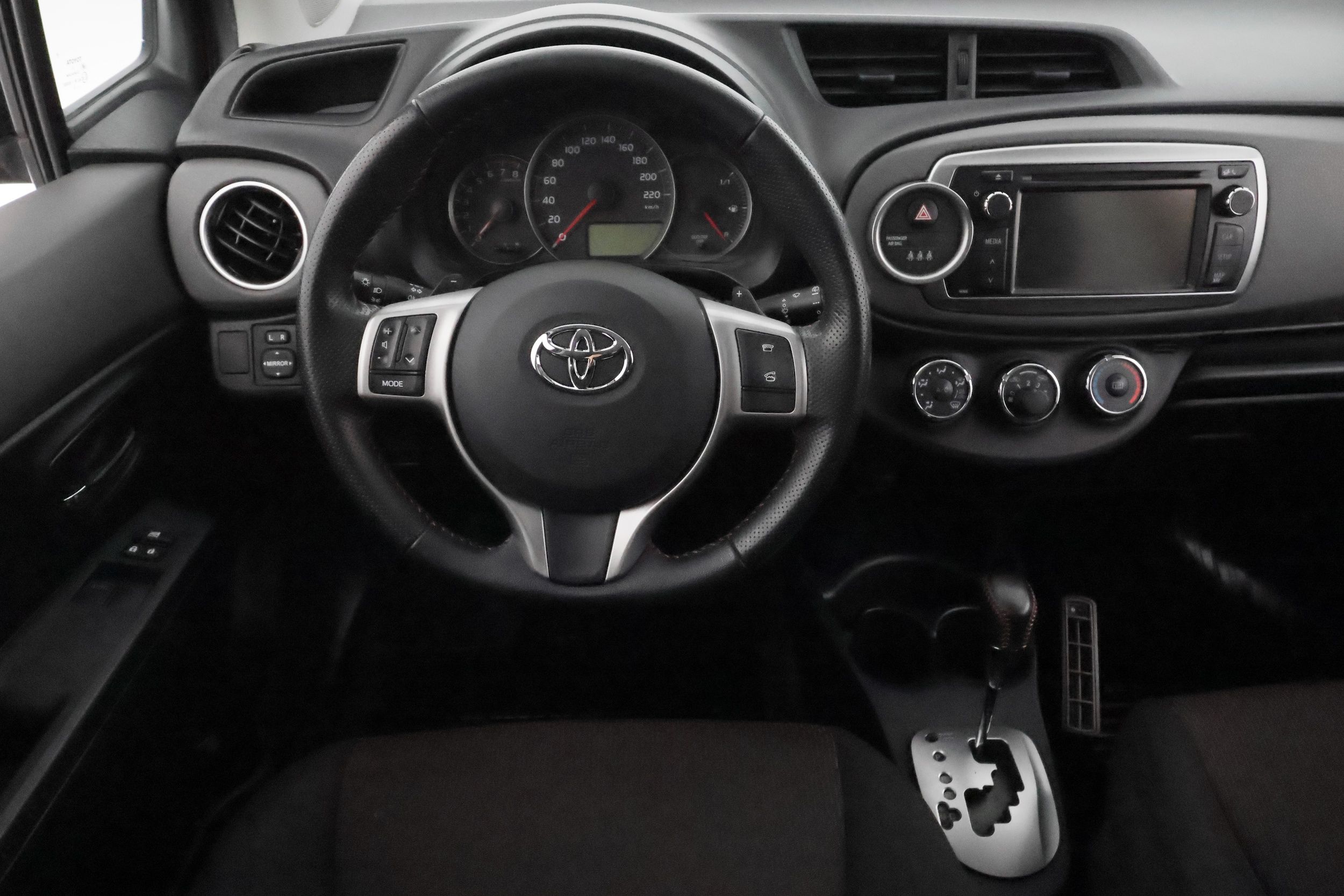 Toyota Yaris 2012