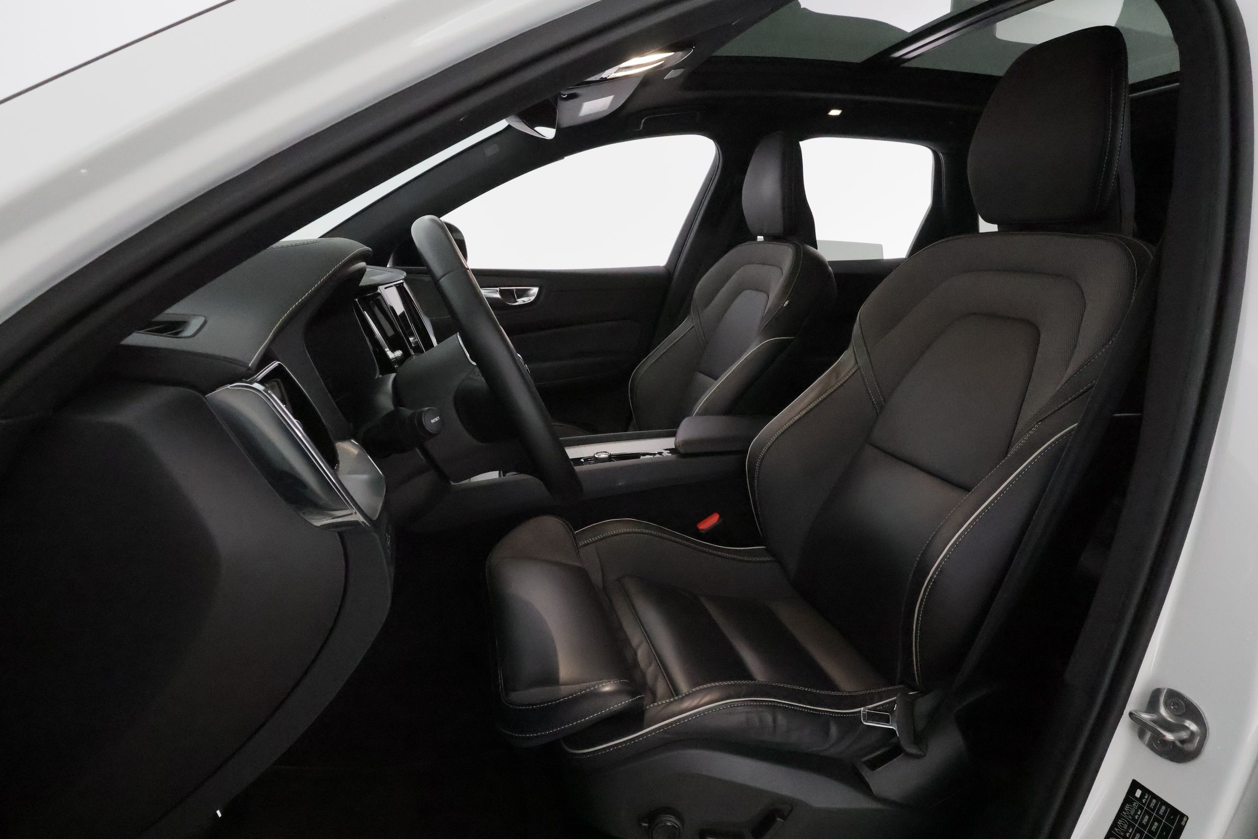 Volvo XC60 2022