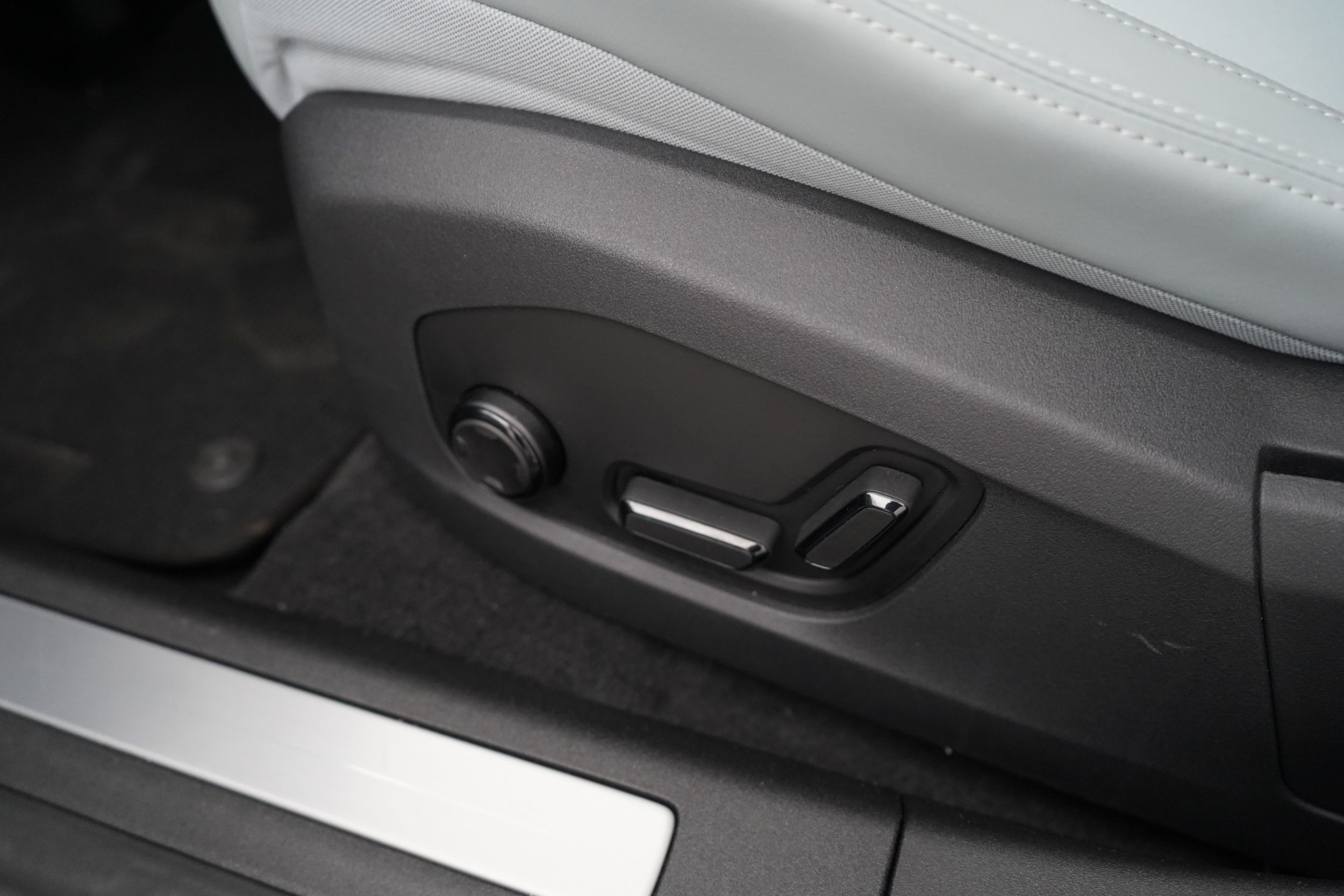 Polestar 4 2025