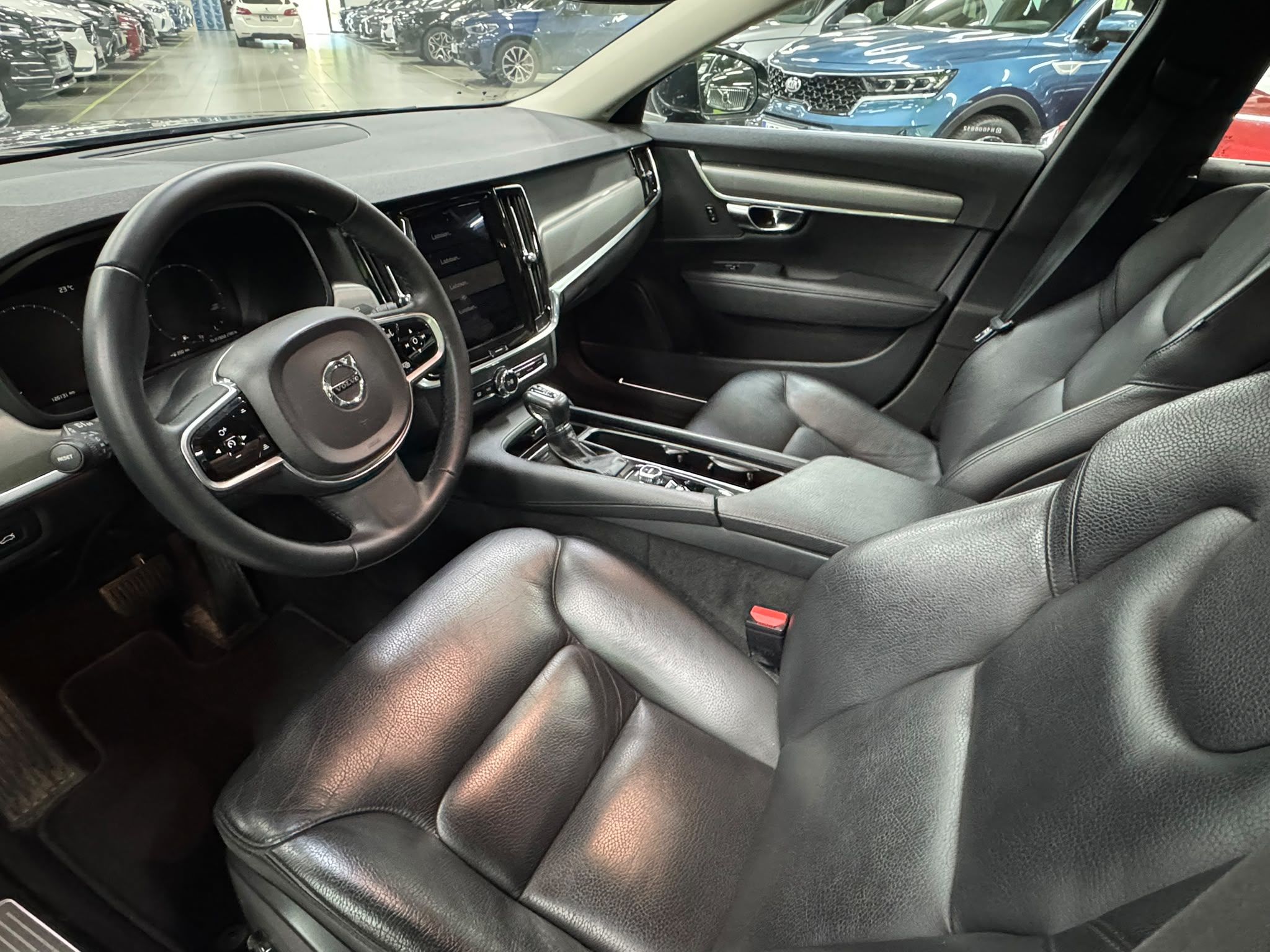 Volvo V90 2017