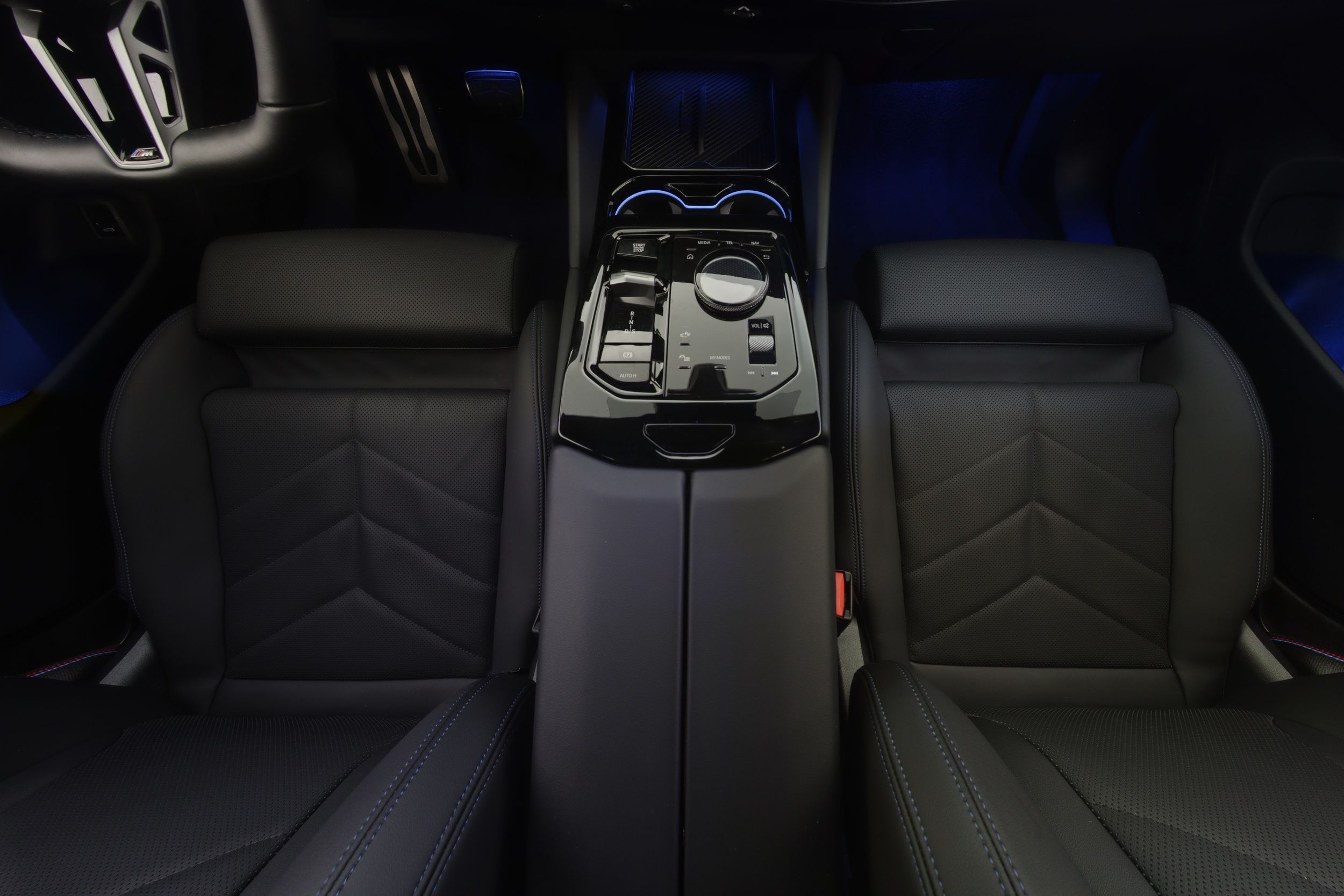 BMW 550 2024